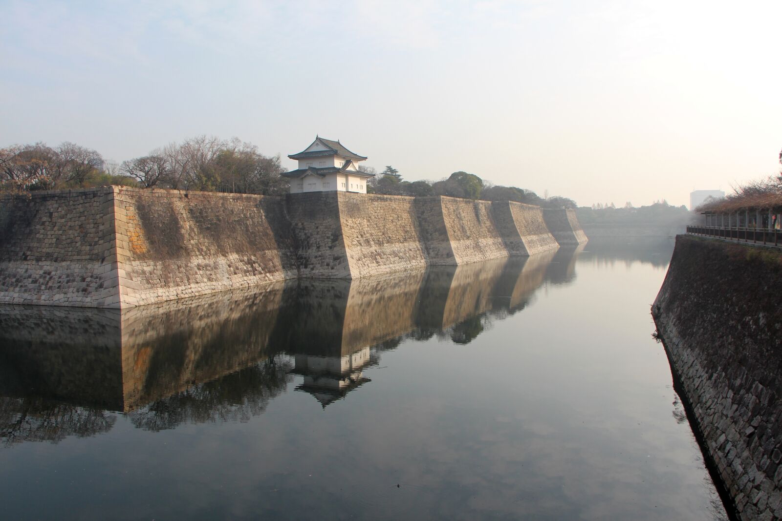 Canon EOS 650D (EOS Rebel T4i / EOS Kiss X6i) sample photo. Castle, moat, sluiceway photography
