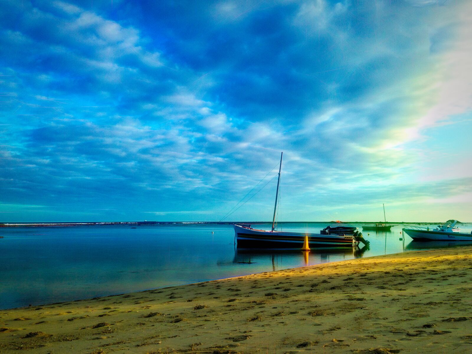 iPhone 5 back camera 4.12mm f/2.4 sample photo. Boat, sea, blue photography