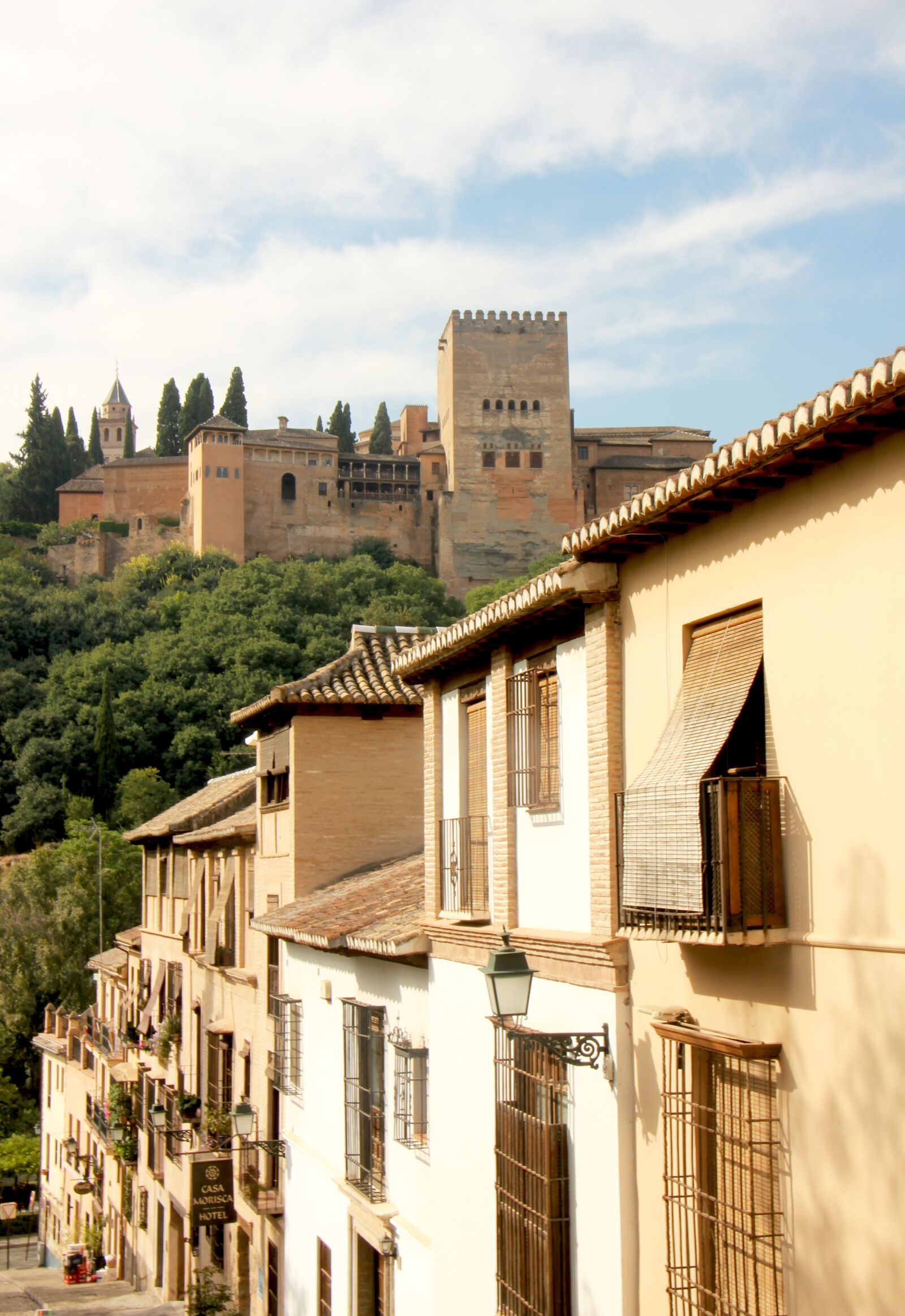 Canon EOS 550D (EOS Rebel T2i / EOS Kiss X4) sample photo. Granada, city, old photography