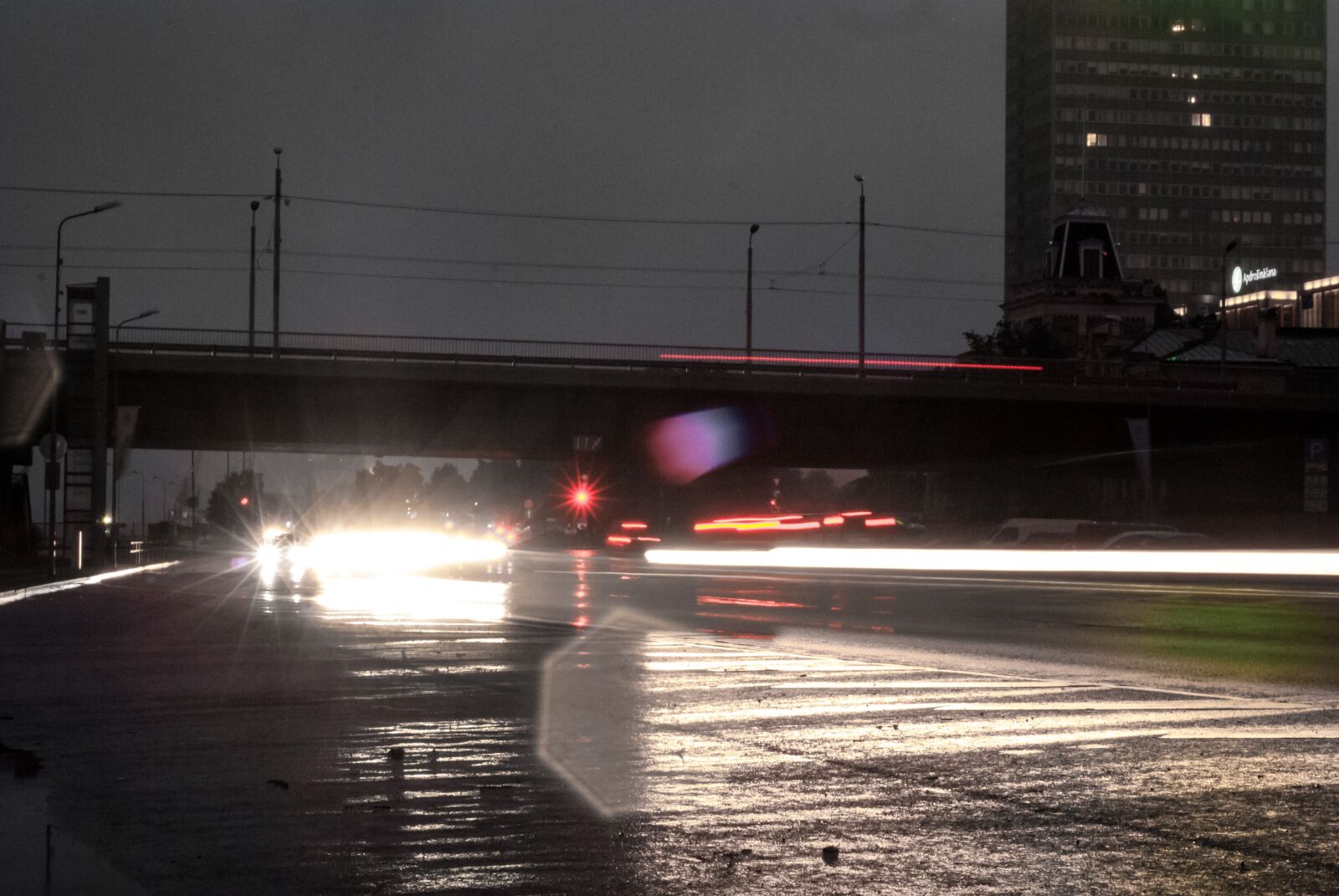Nikon D80 sample photo. Traffic, night, city photography