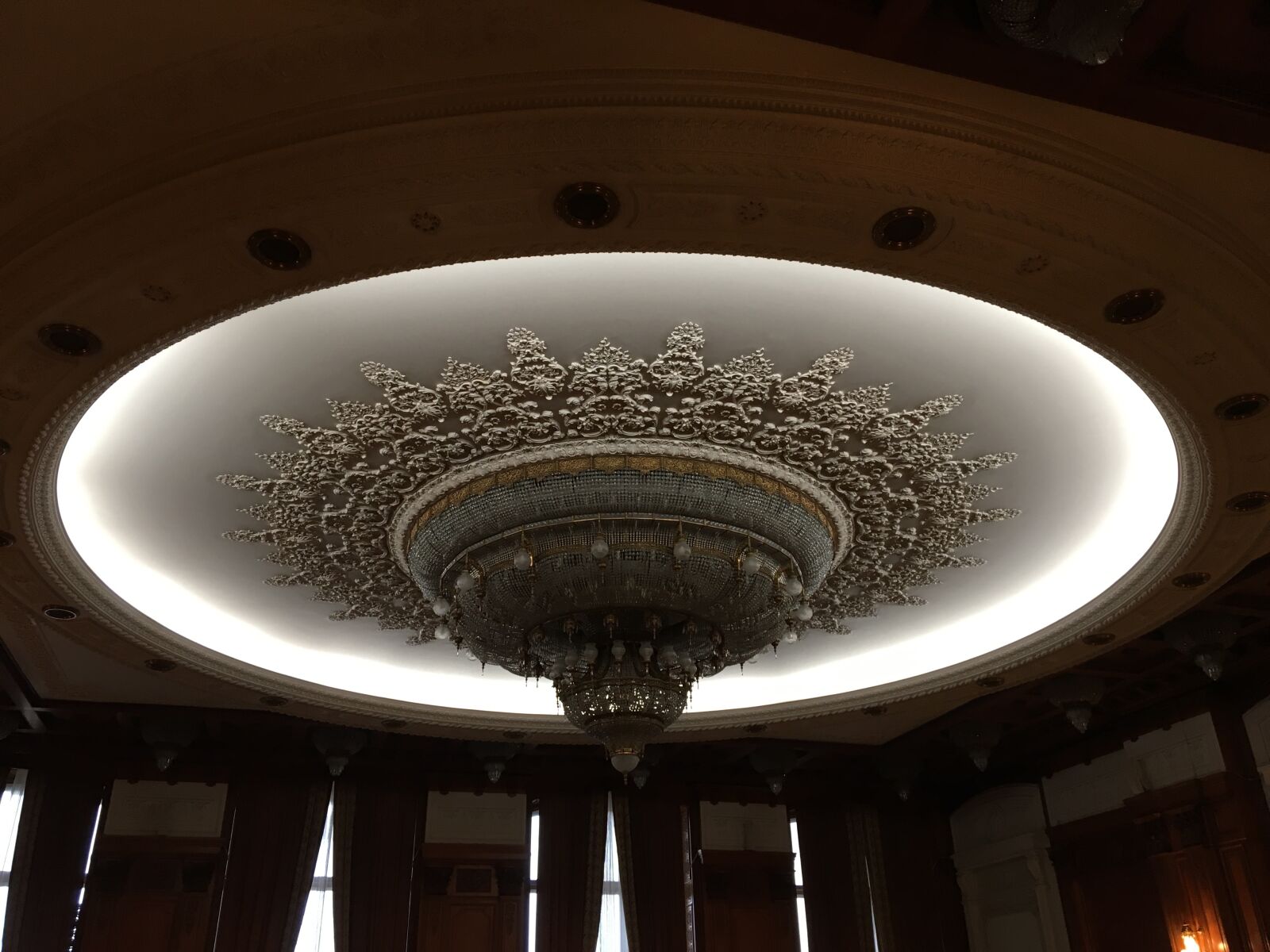 iPhone 6s back camera 4.15mm f/2.2 sample photo. Romania, palace, construction photography