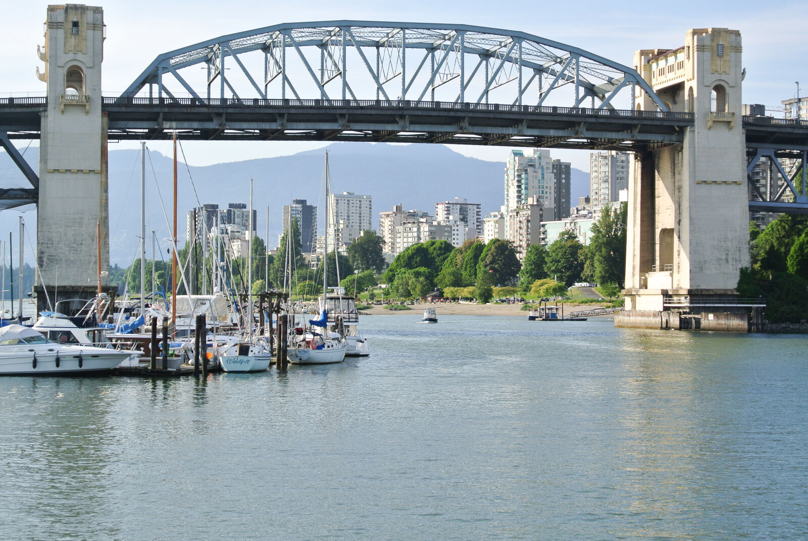 Nikon 1 Nikkor VR 10-30mm F3.5-5.6 sample photo. Boats, bridge, british, columbia photography