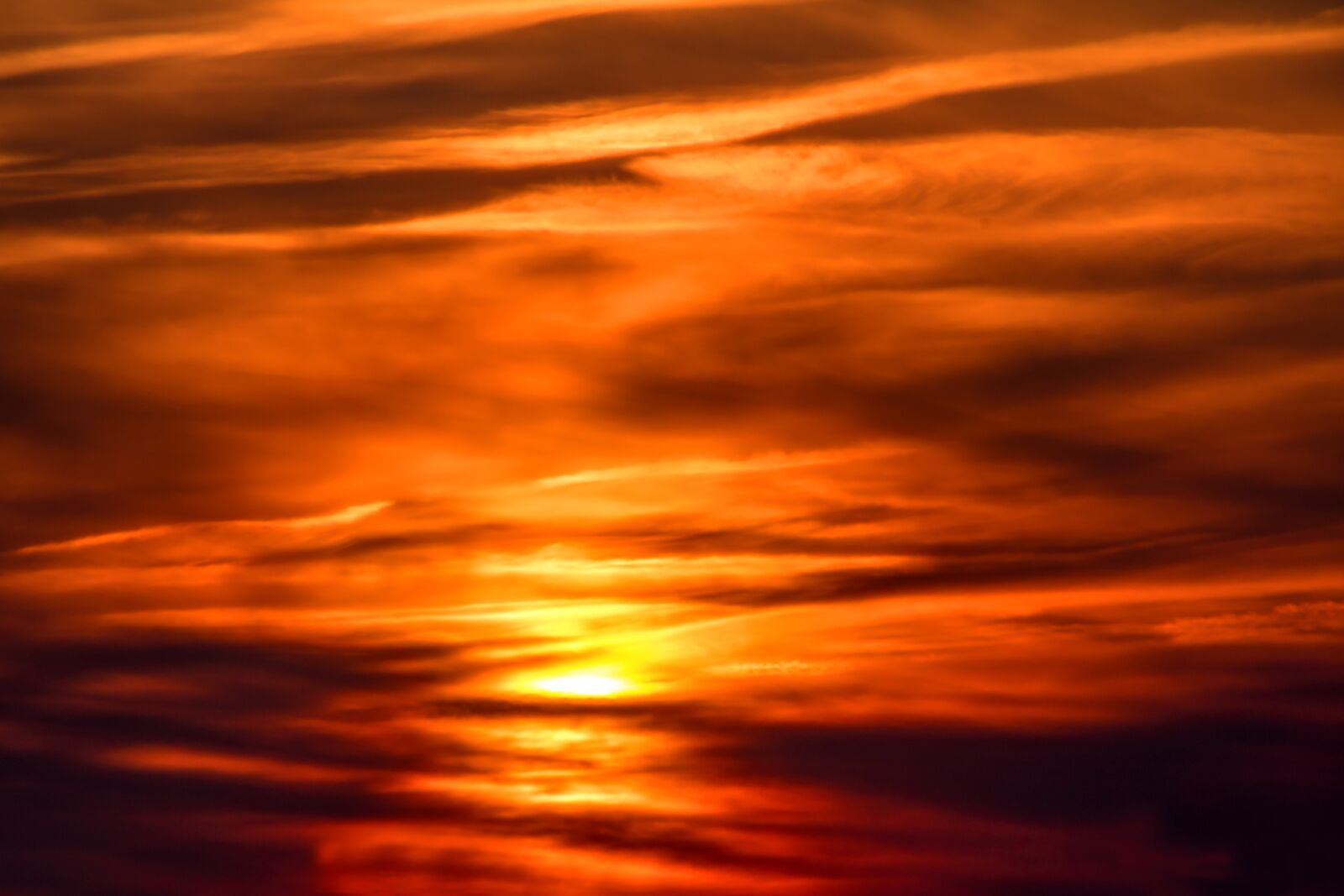 Canon EOS 750D (EOS Rebel T6i / EOS Kiss X8i) sample photo. Sunset, setting sun, sun photography
