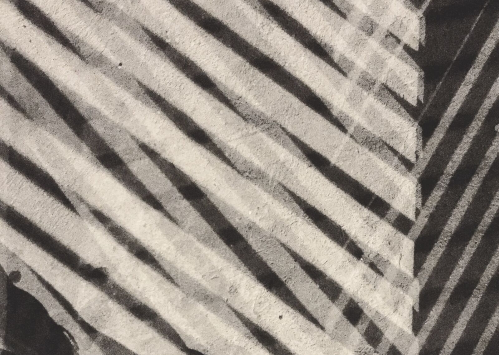 iPhone 6 back camera 4.15mm f/2.2 sample photo. Night, run, shadows, stripe photography