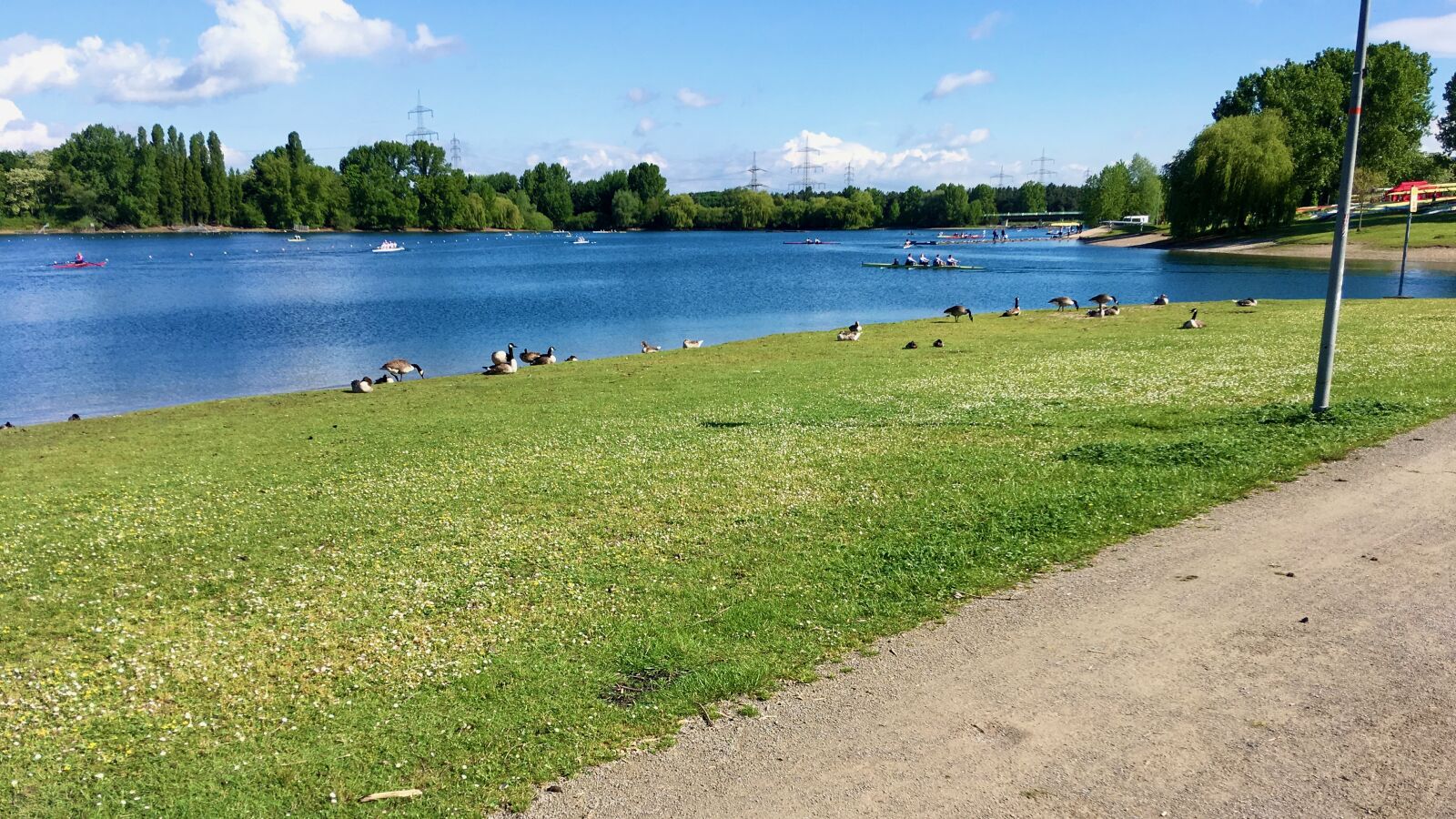 iPhone SE back camera 4.15mm f/2.2 sample photo. The lake f hlinger photography