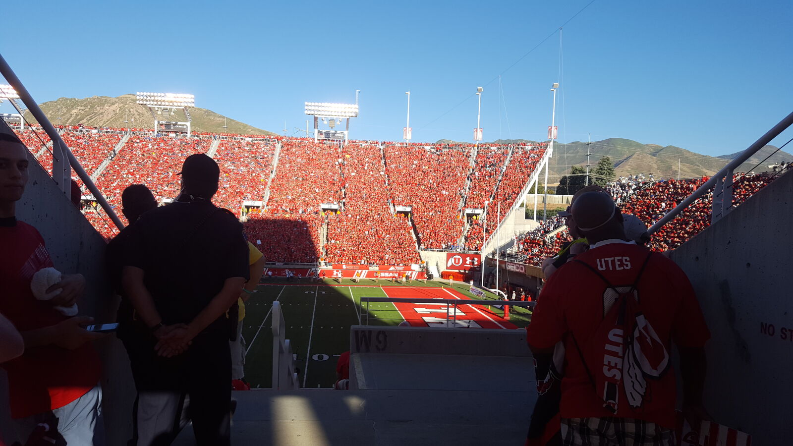 Samsung Galaxy S6 sample photo. American, football, university, of photography