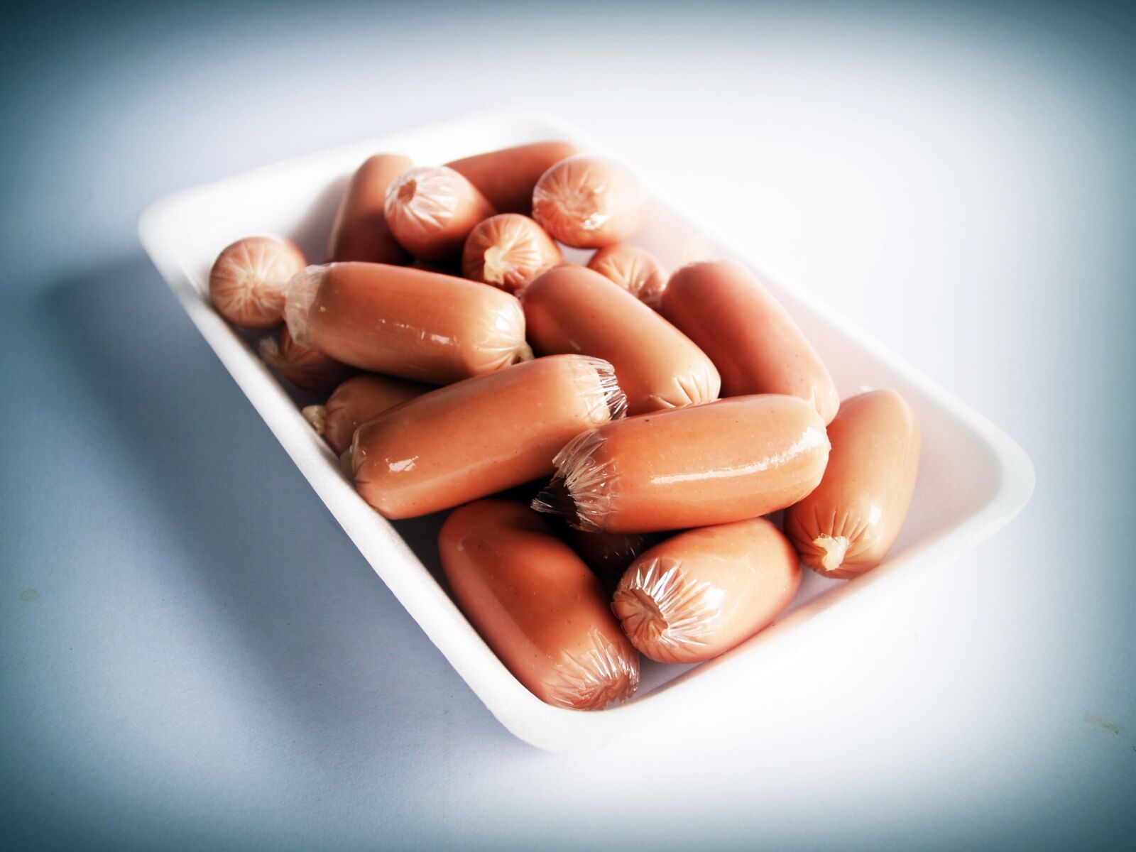 Olympus E-300 (EVOLT E-300) sample photo. Pack, hot dogs, sausage photography