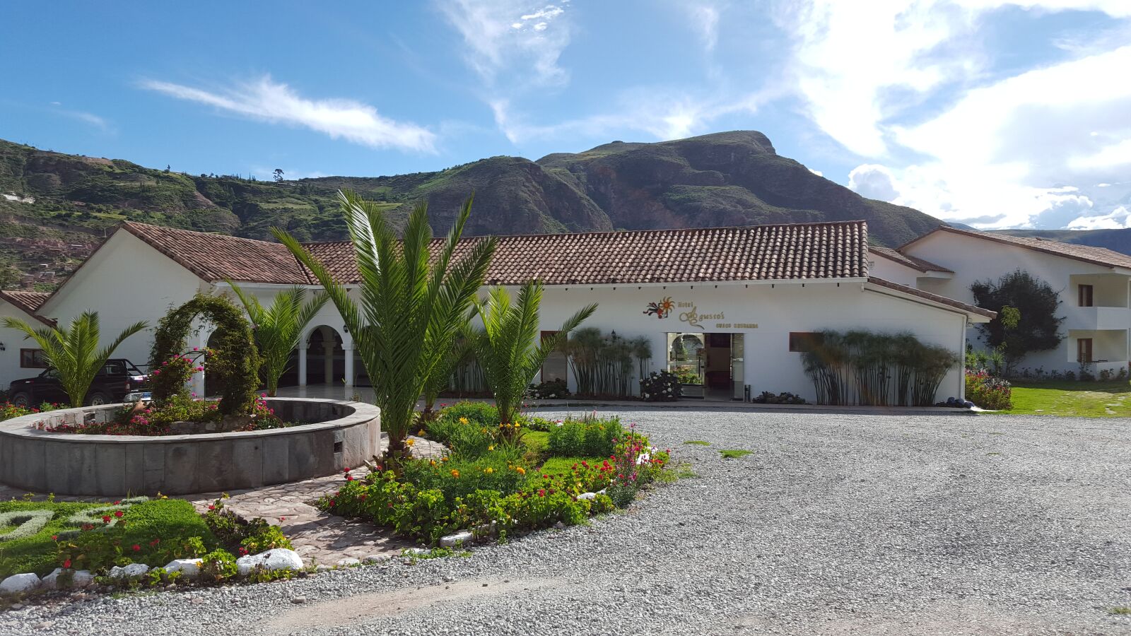 Samsung GALAXY S6 edge sample photo. Hotel, cuzco, inca photography