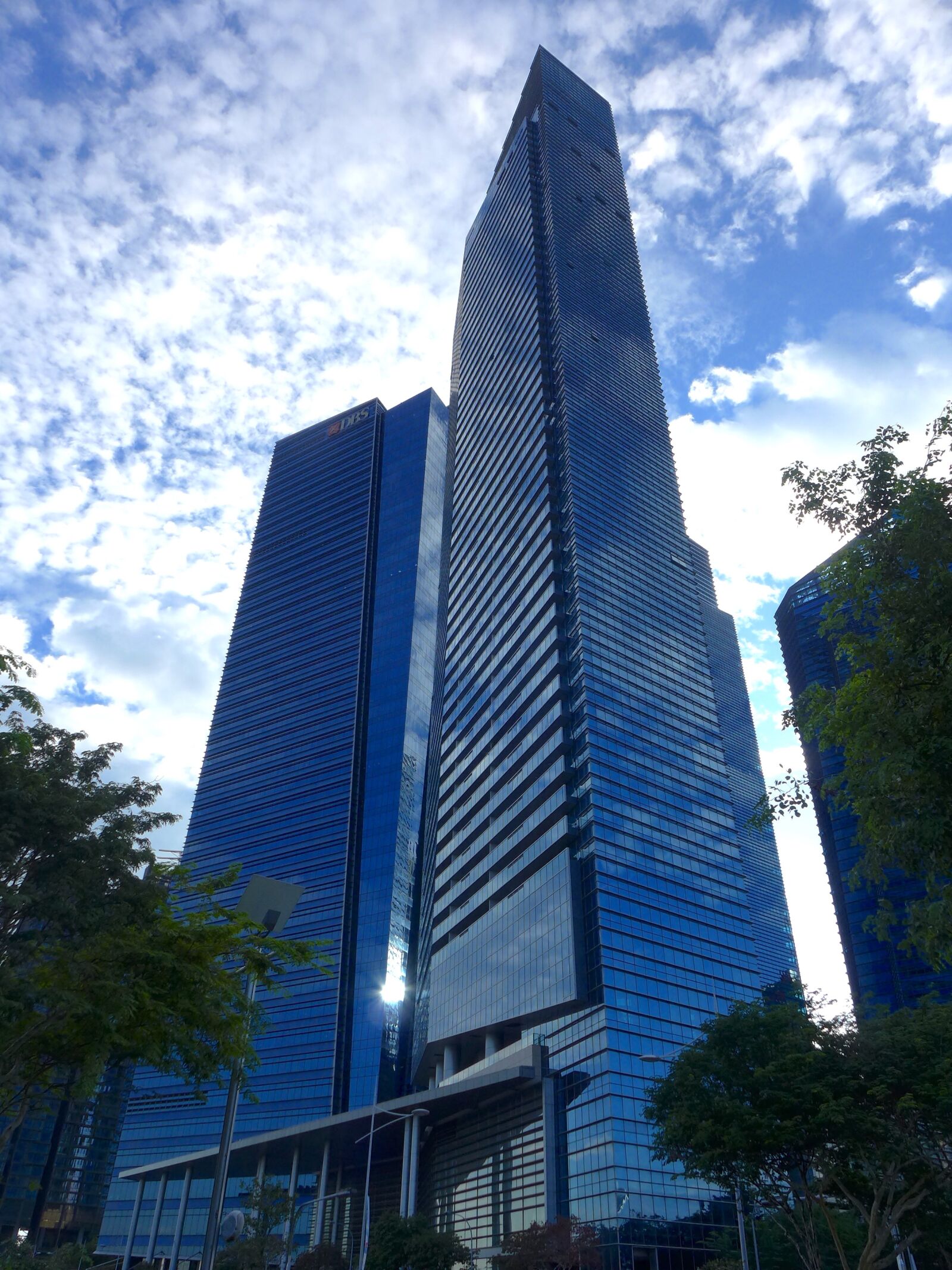 Panasonic Lumix DMC-LX7 sample photo. Tower, city, high-rise buildings photography
