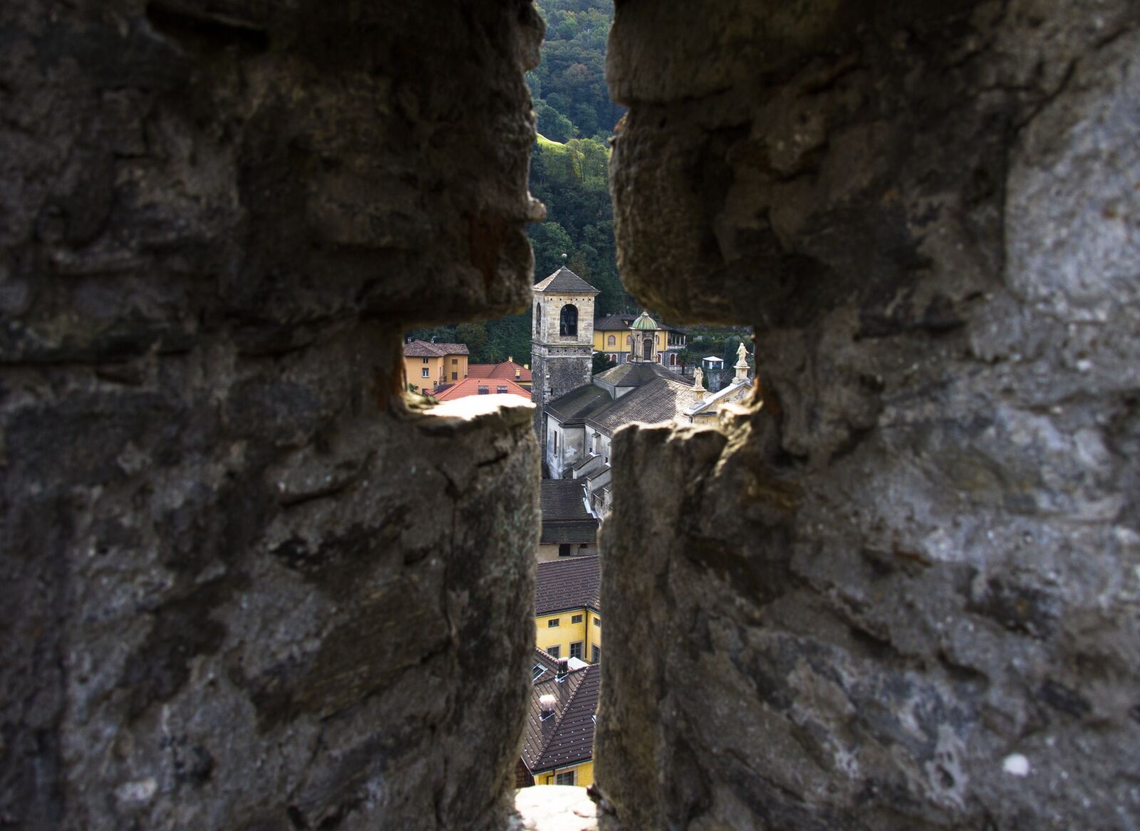 Canon EOS 7D sample photo. Loophole, bellinzona, ticino photography