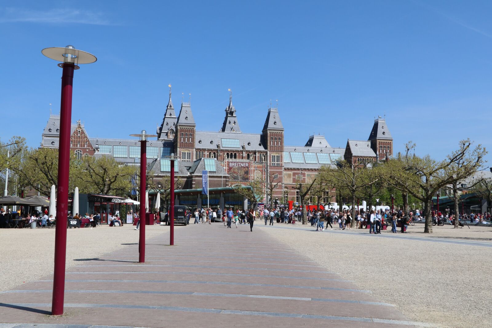 Canon EF-S 18-135mm F3.5-5.6 IS USM sample photo. Museum square, amsterdam, netherlands photography