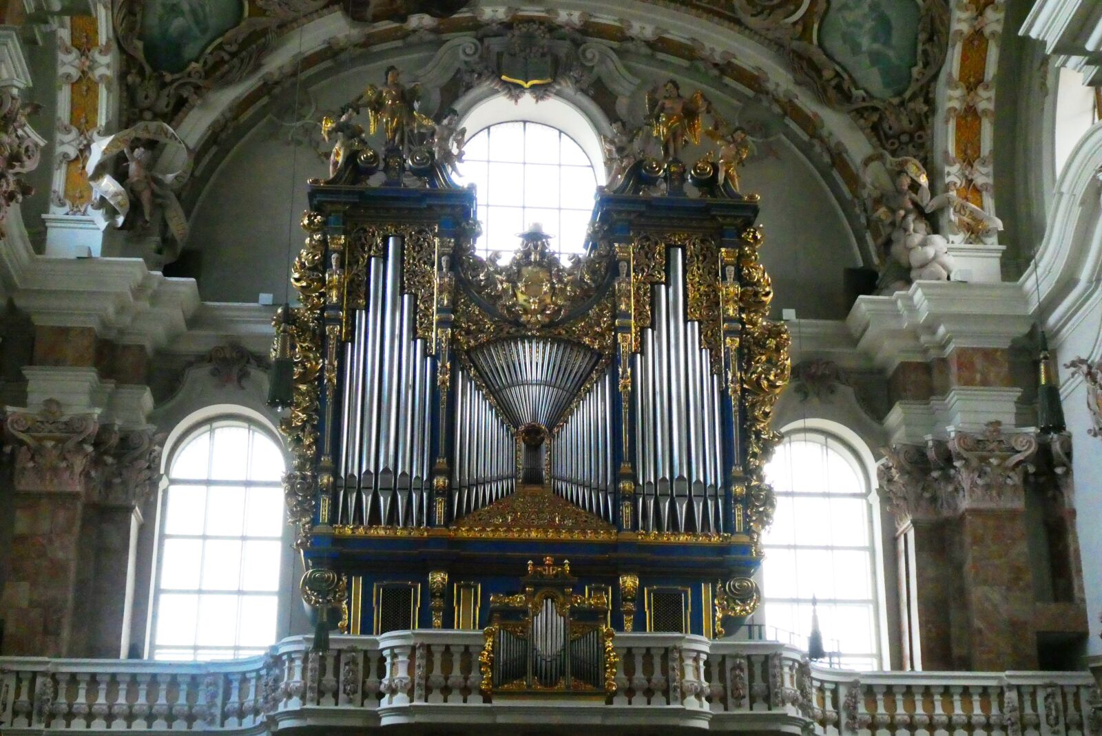 Panasonic Lumix DC-ZS70 (Lumix DC-TZ90) sample photo. Organ, church, cathedral of photography