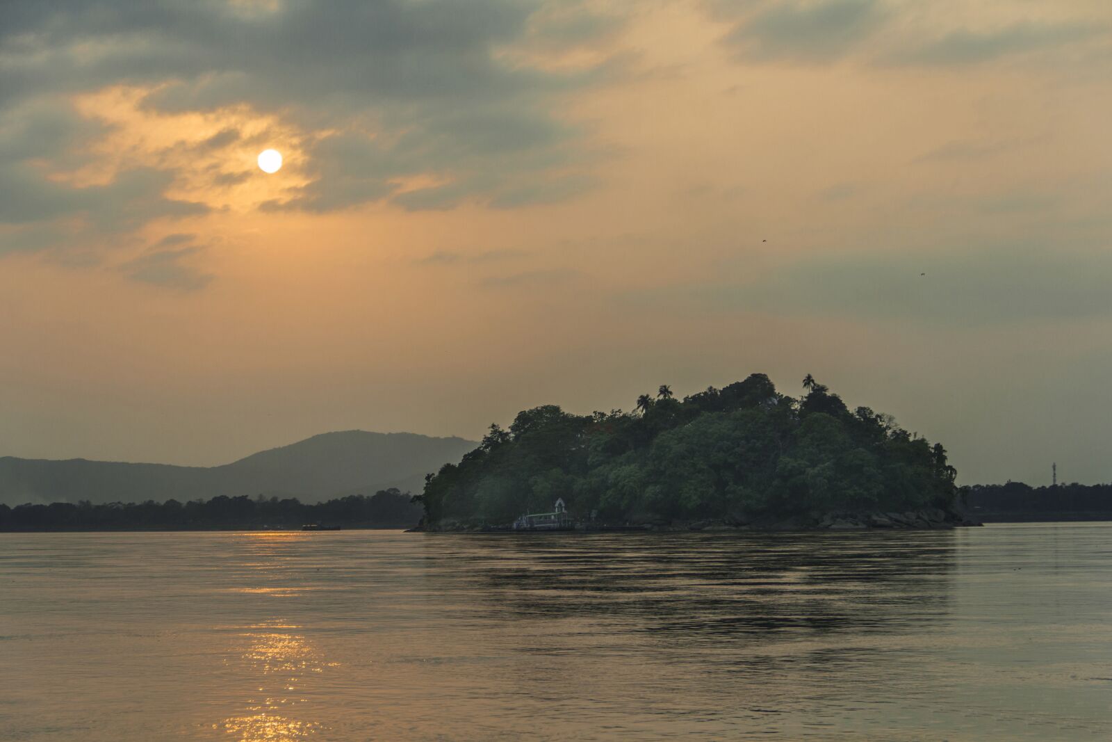 Canon EOS 60D sample photo. Umananda, river, nature photography