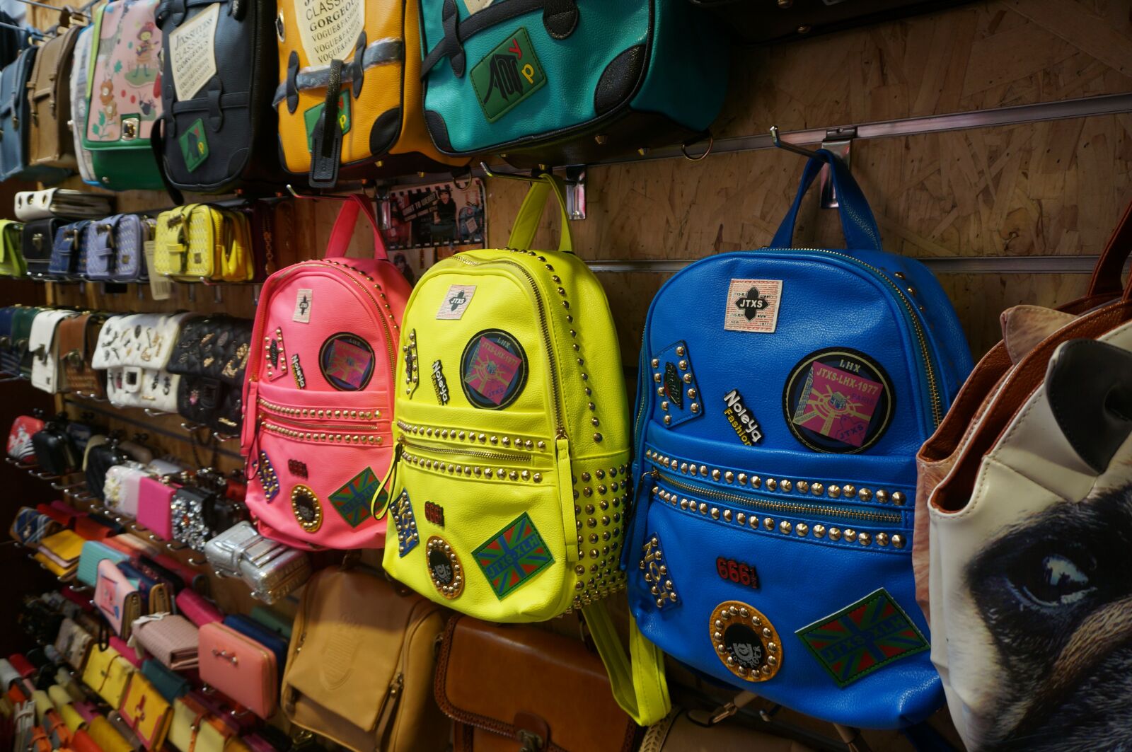 Sony Alpha NEX-5T sample photo. Commodity, cupboard, backpack photography