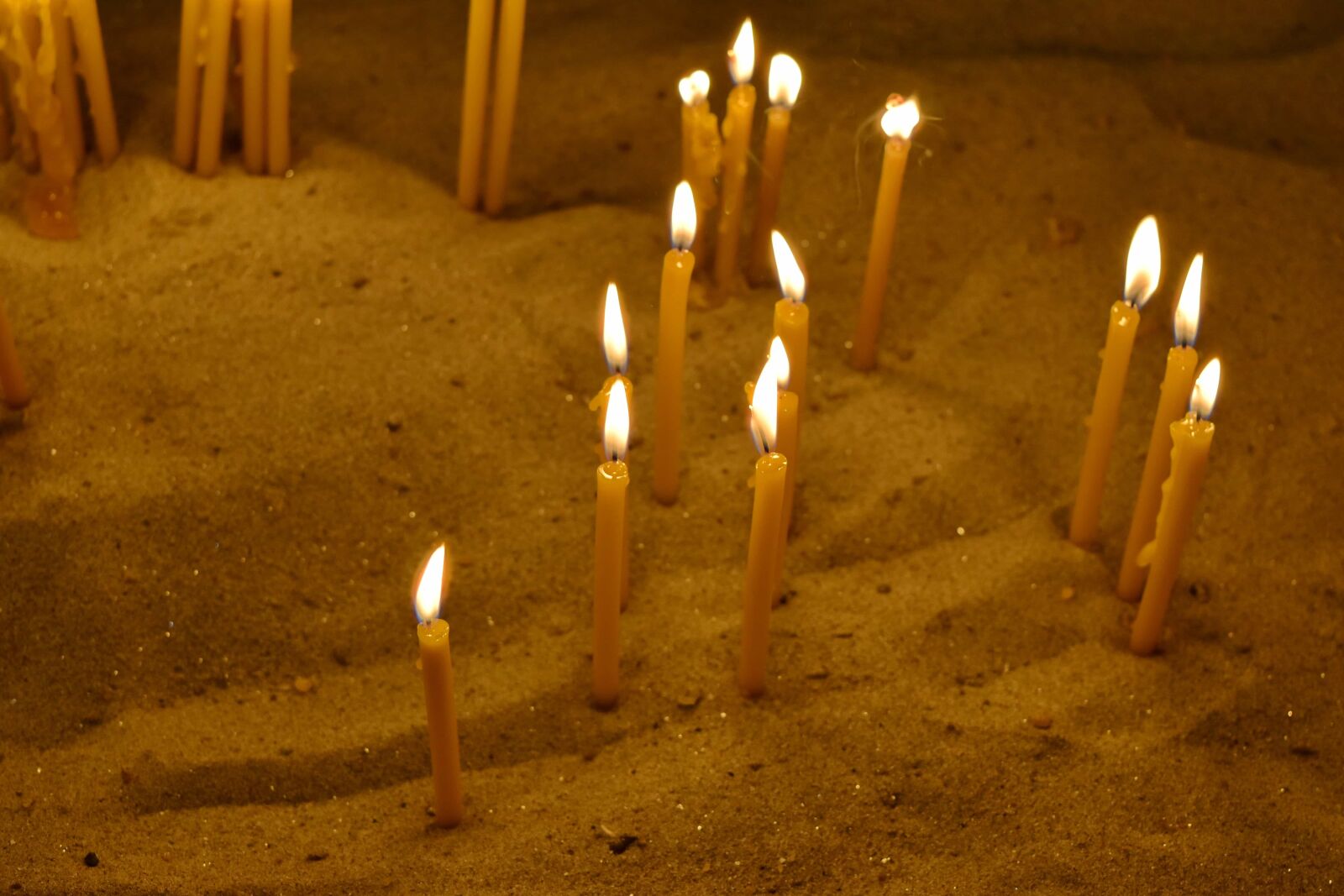Nikon D5500 sample photo. Light, candle, candlelight, fire photography