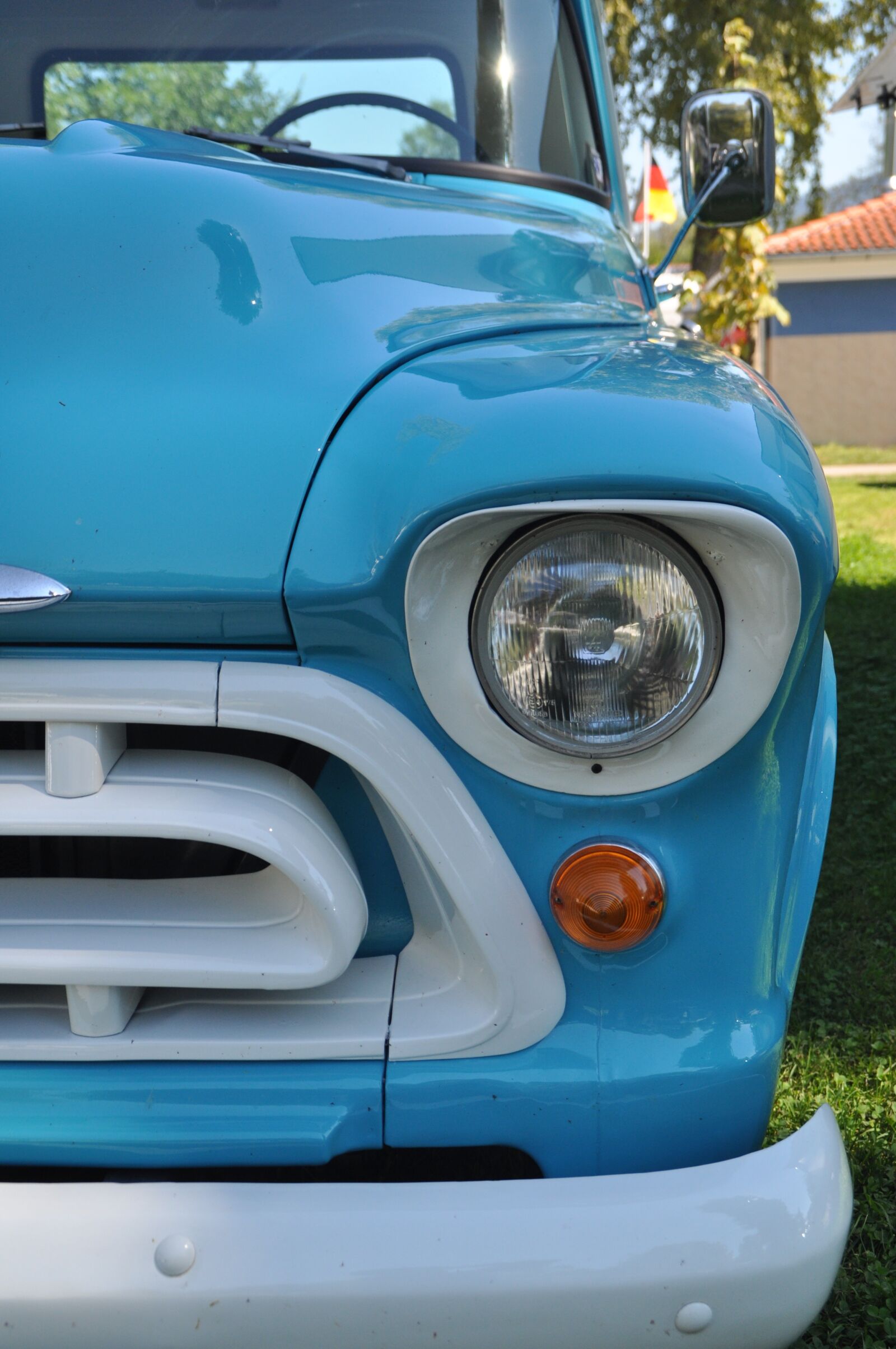 Nikon D5000 sample photo. Oldtimer, chevrolet, blue photography