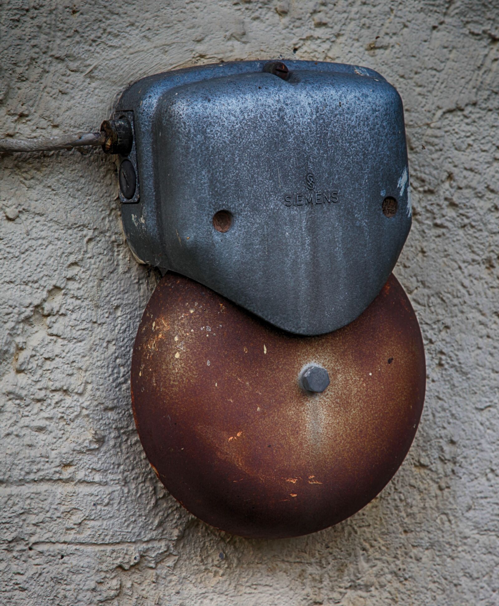 Canon EOS 5D Mark II sample photo. Bell, siemens, clamp photography