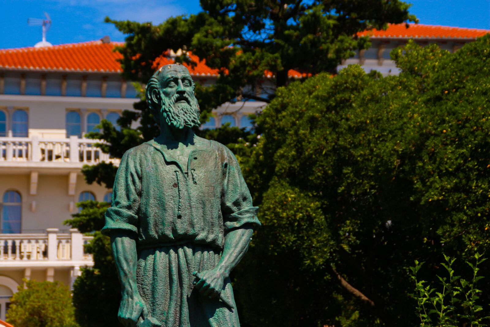 Canon EOS 700D (EOS Rebel T5i / EOS Kiss X7i) sample photo. Statue, man, sculpture photography