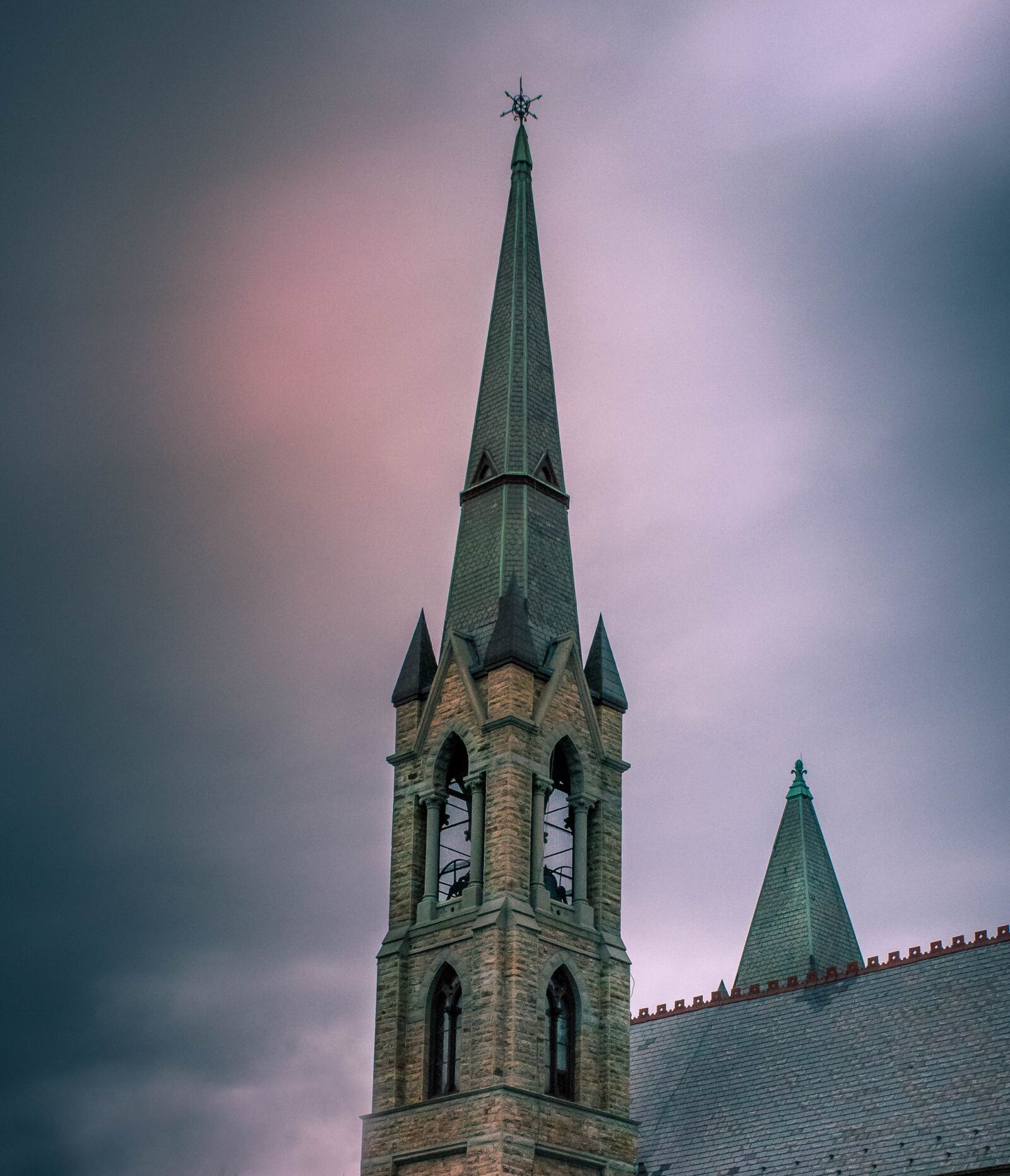 Canon EOS 1300D (EOS Rebel T6 / EOS Kiss X80) sample photo. Steeple, church, sky photography