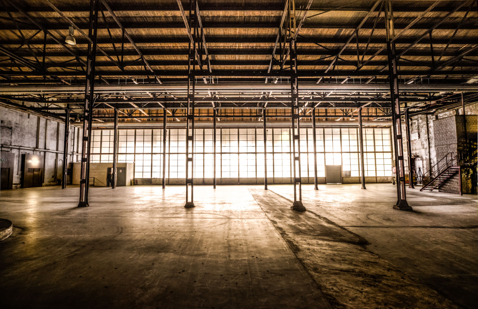 Nikon AF-S Nikkor 18-35mm F3.5-4.5G ED sample photo. Factory, hall, industry, light photography