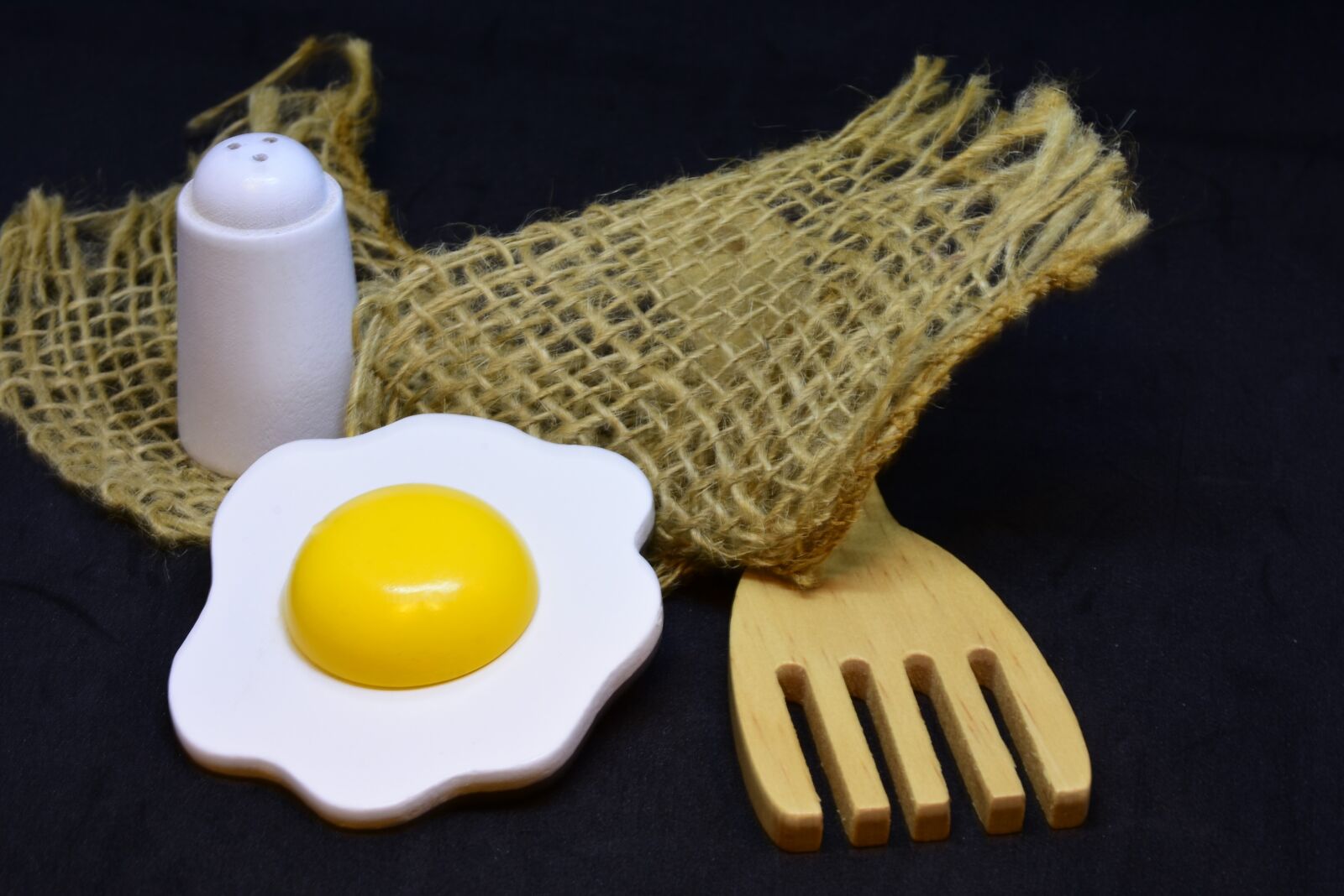 Nikon D7200 sample photo. Toys, dolls kitchen, ingredients photography