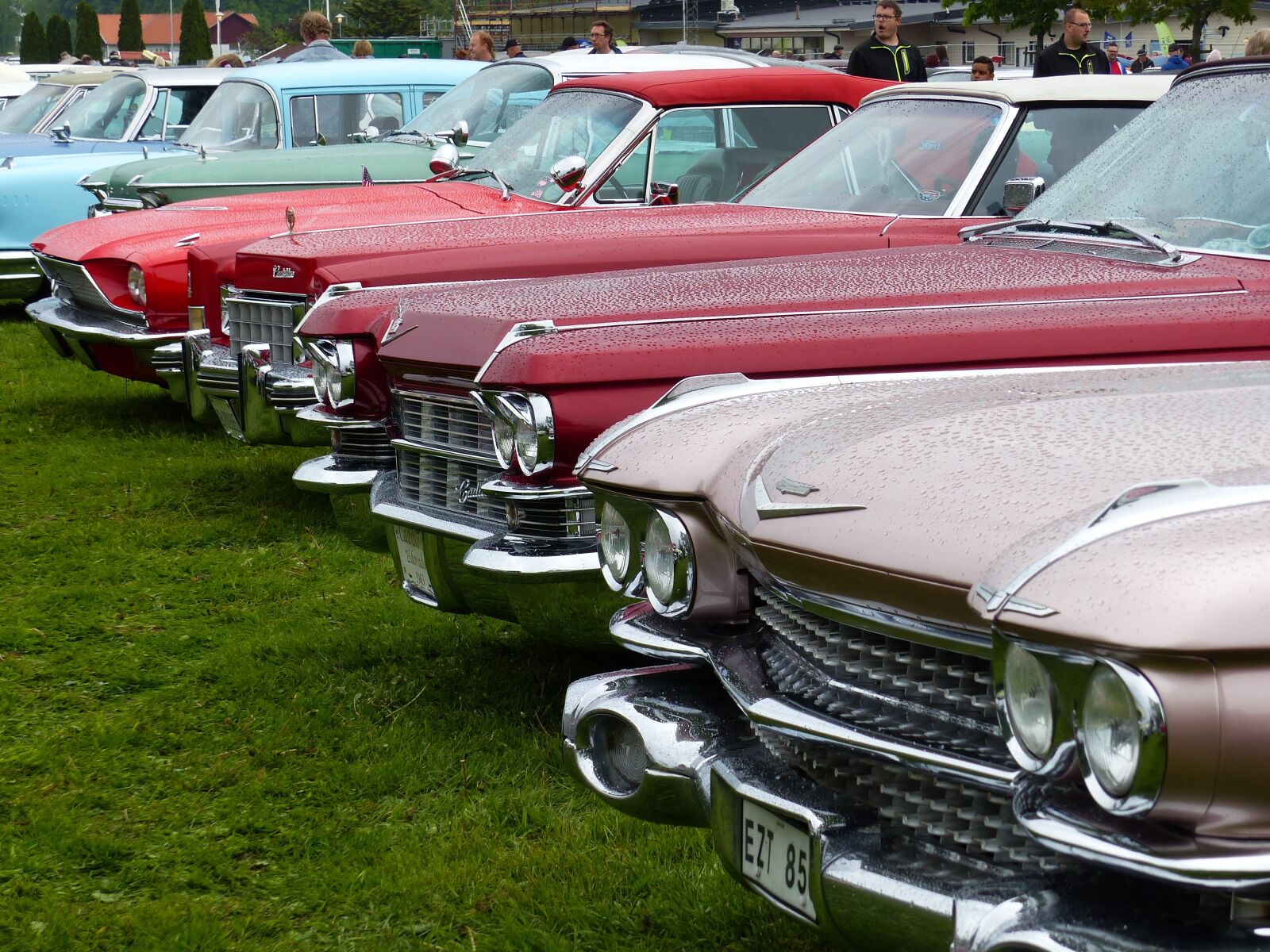 Panasonic Lumix DMC-FZ200 sample photo. Cars, exhibition, spring photography