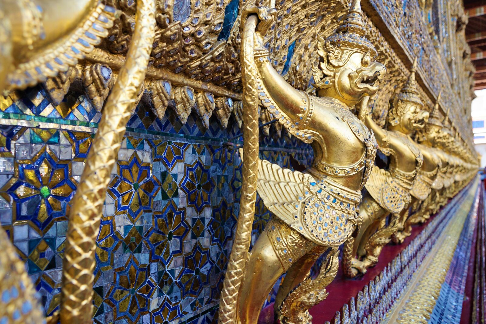 Sony ILCA-77M2 + Sony DT 16-50mm F2.8 SSM sample photo. Temple, religion, statue photography