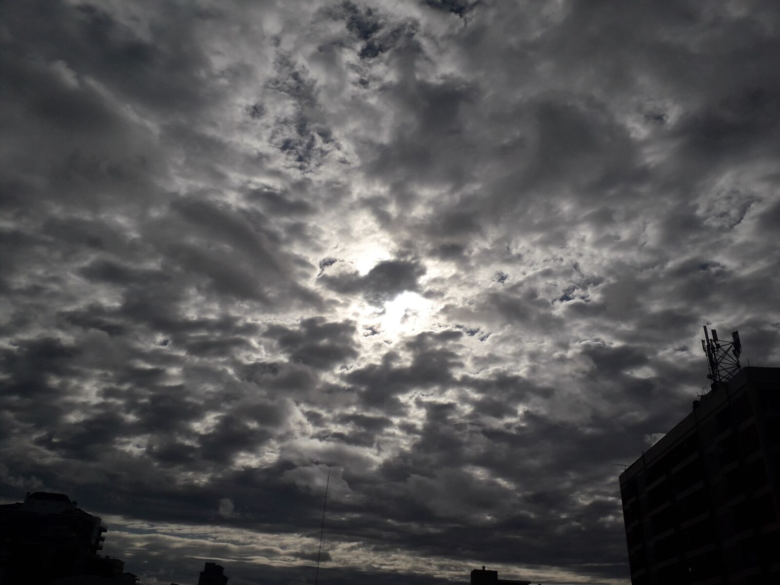Samsung Galaxy J6 sample photo. Clouds, grey, afternoon photography