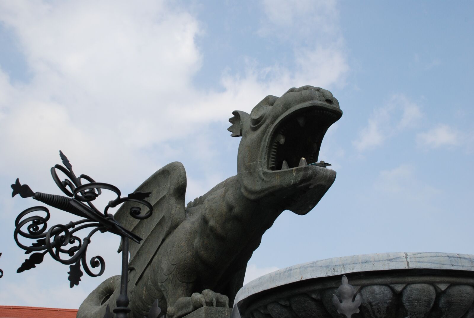 Nikon D80 sample photo. Lindwurm, klagenfurt, figure photography
