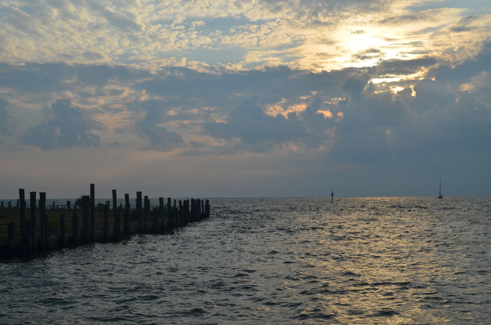 Nikon D5100 sample photo. Sunup, sunrise, sea view photography