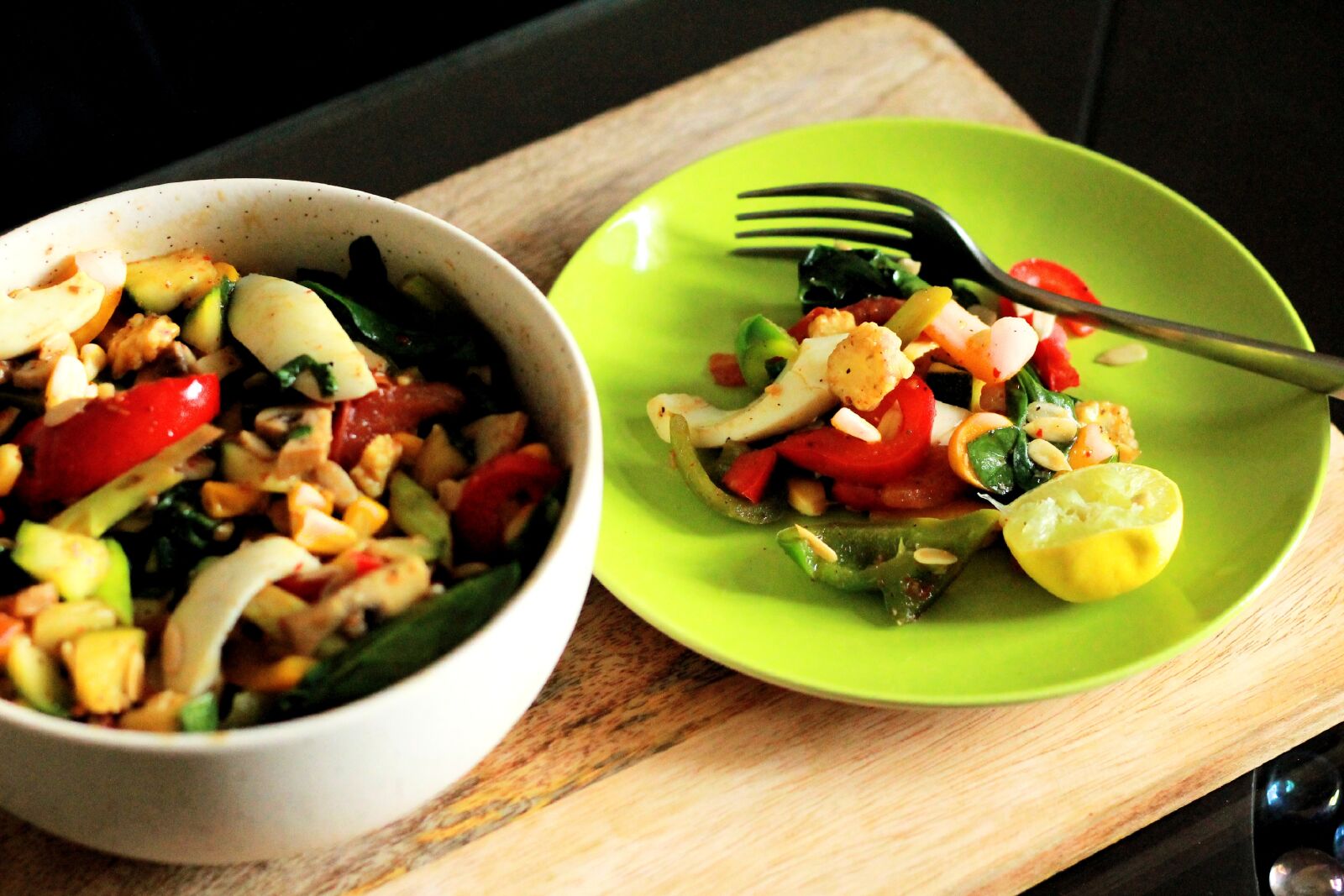 Canon EOS 1100D (EOS Rebel T3 / EOS Kiss X50) + Canon EF 50mm F1.8 STM sample photo. Healthy food, salad, egg photography