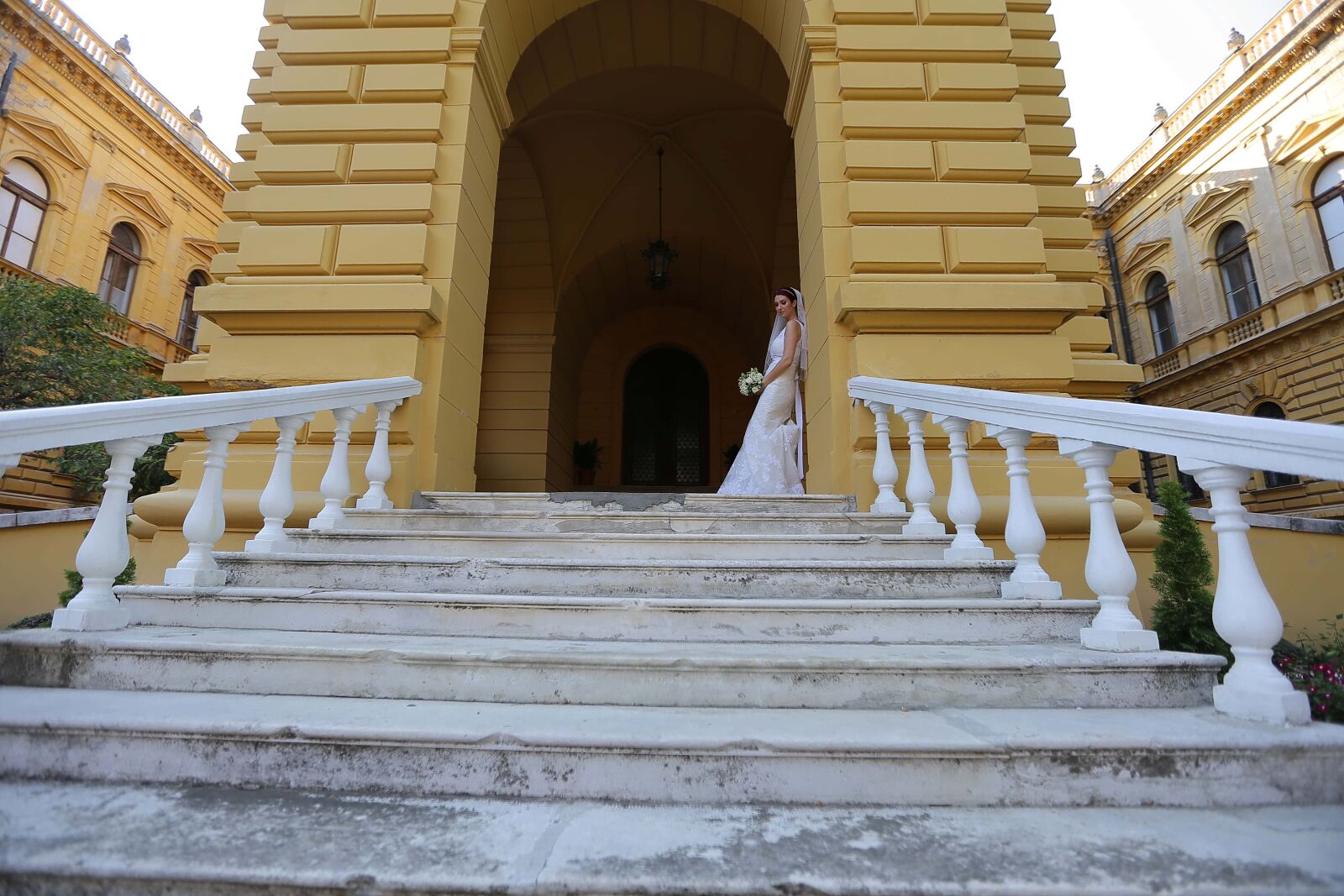Canon EOS 6D sample photo. Princess, bride, veil, wedding photography