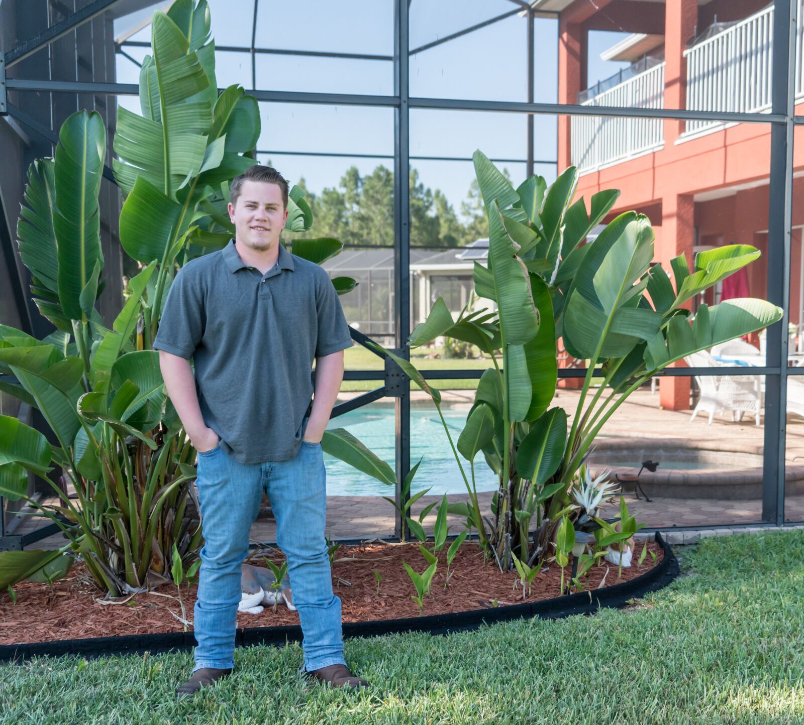 Sony a7R II + Sony FE 24-240mm F3.5-6.3 OSS sample photo. Young man, people, person photography