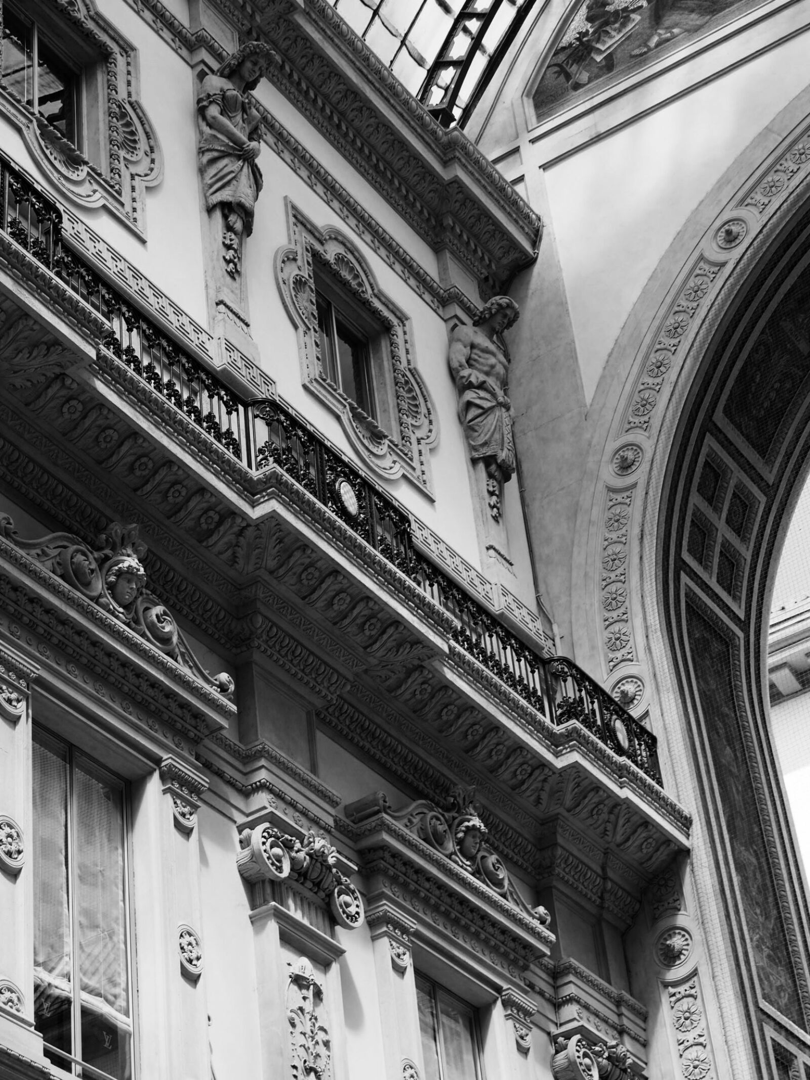 Olympus OM-D E-M5 II sample photo. Art, black, black and photography