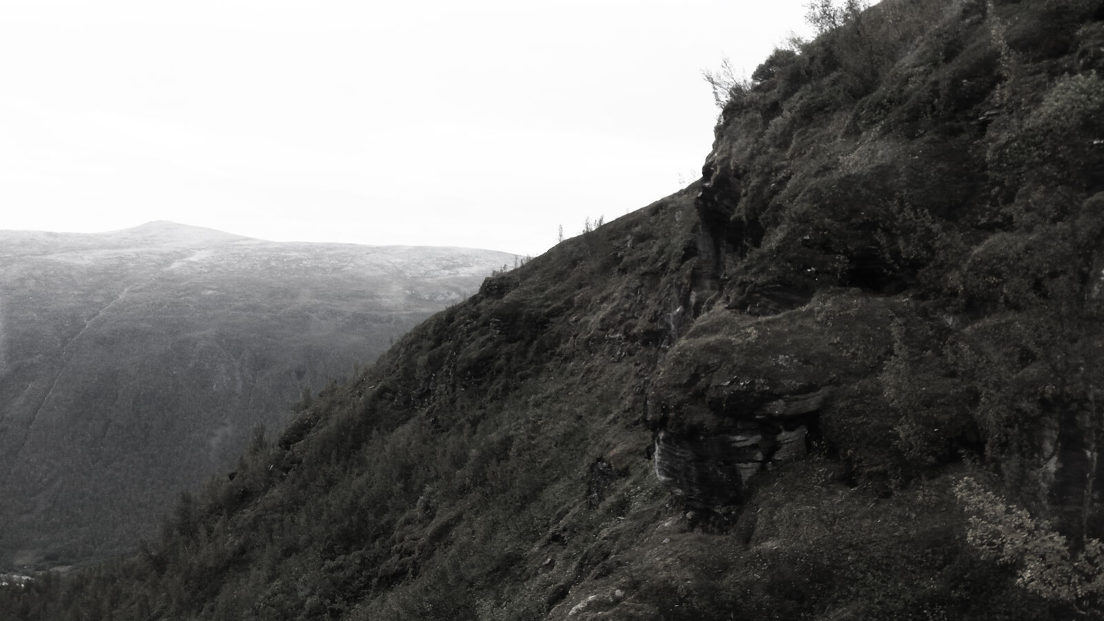 Samsung Galaxy S4 sample photo. Adventure, black, and, white photography