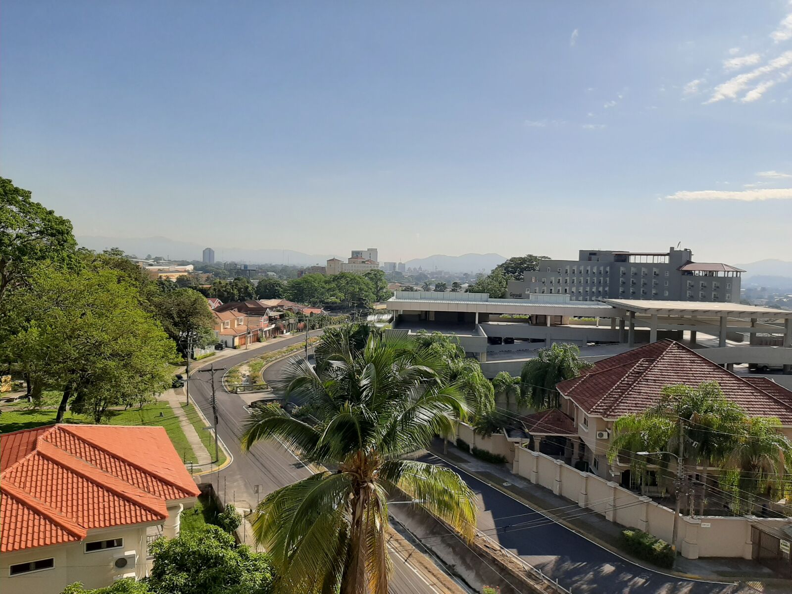 Samsung Galaxy A50 sample photo. City, architecture, buildings photography