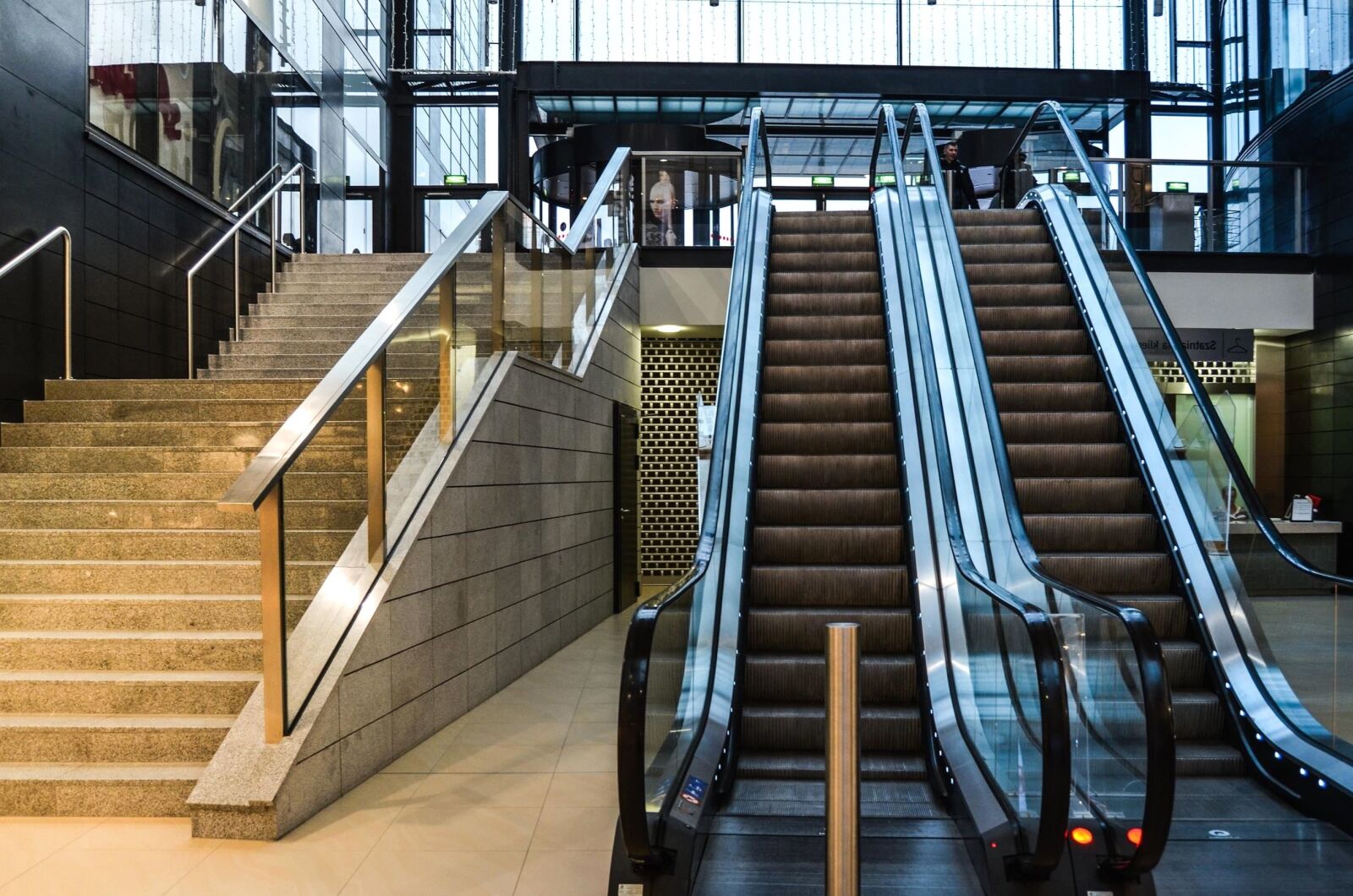Nikon D5100 sample photo. Stairs, building, architecture, interior photography