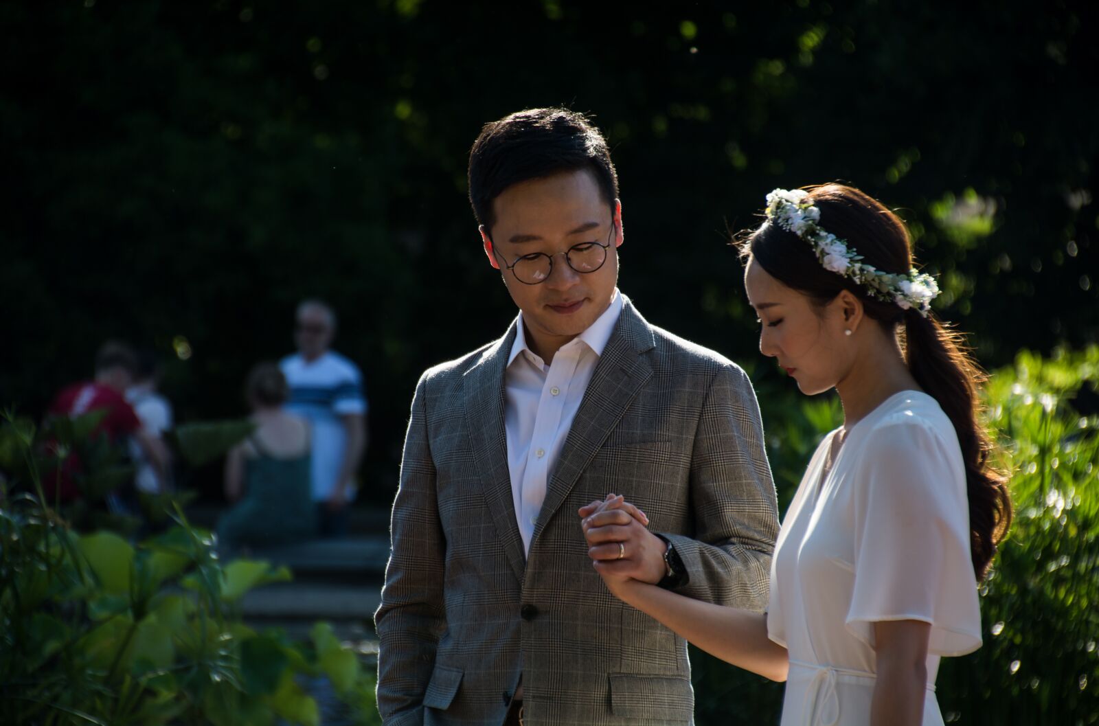 Tamron 18-270mm F3.5-6.3 Di II VC PZD sample photo. People, love, wedding photography