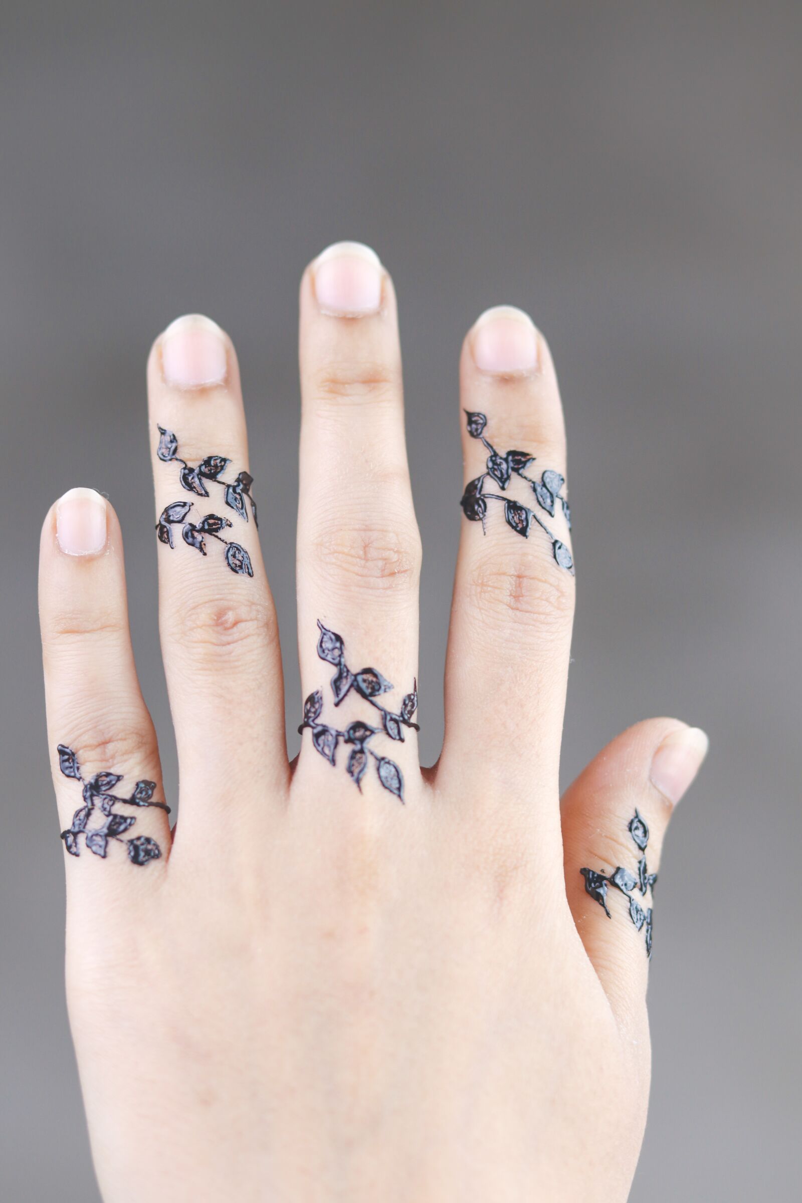 Canon EOS 80D + Canon EF 50mm F1.8 STM sample photo. Mehndi, mehendi, mehandi photography