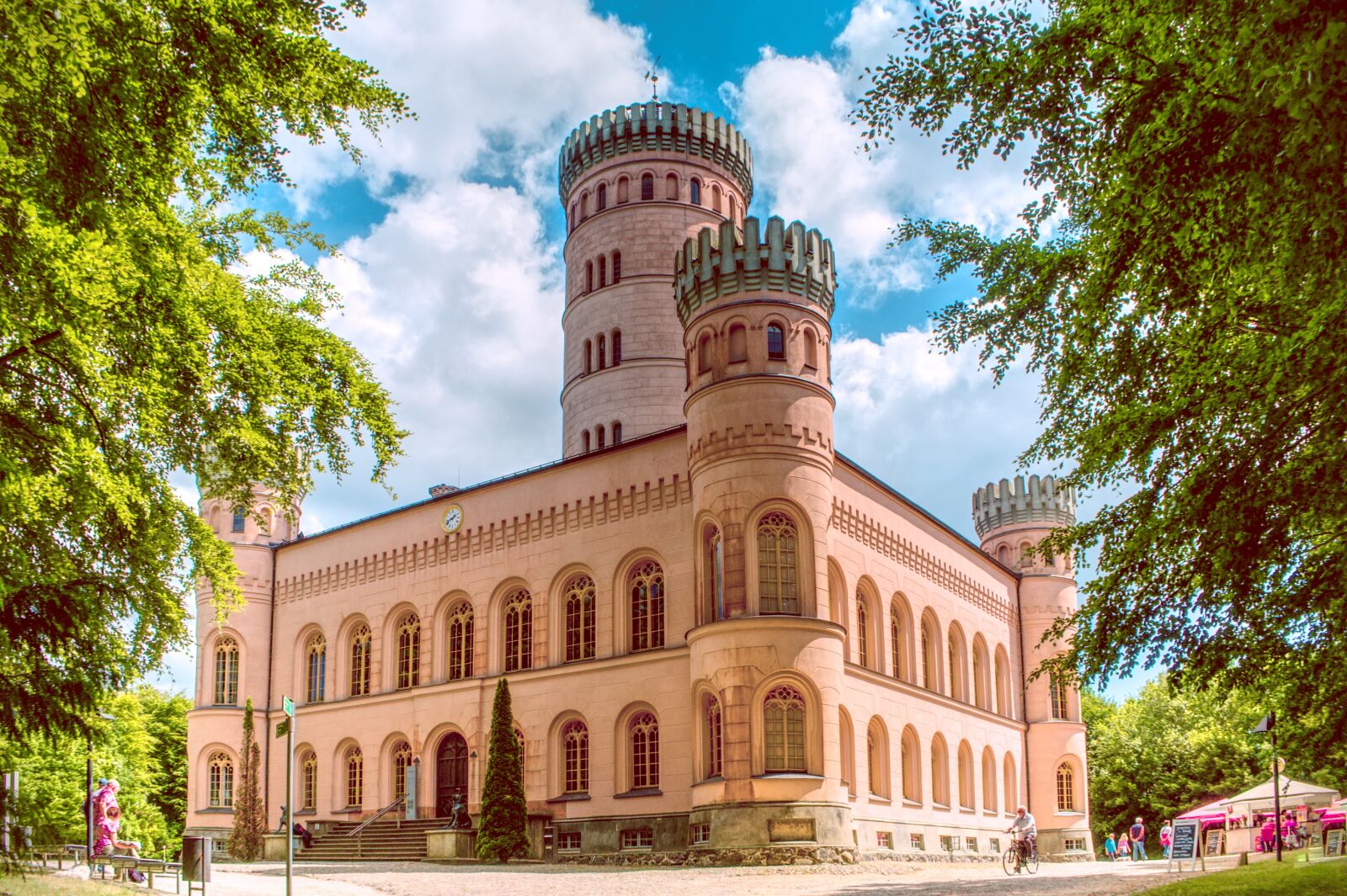 8.8 - 36.8 mm sample photo. Castle, architecture, mystical photography