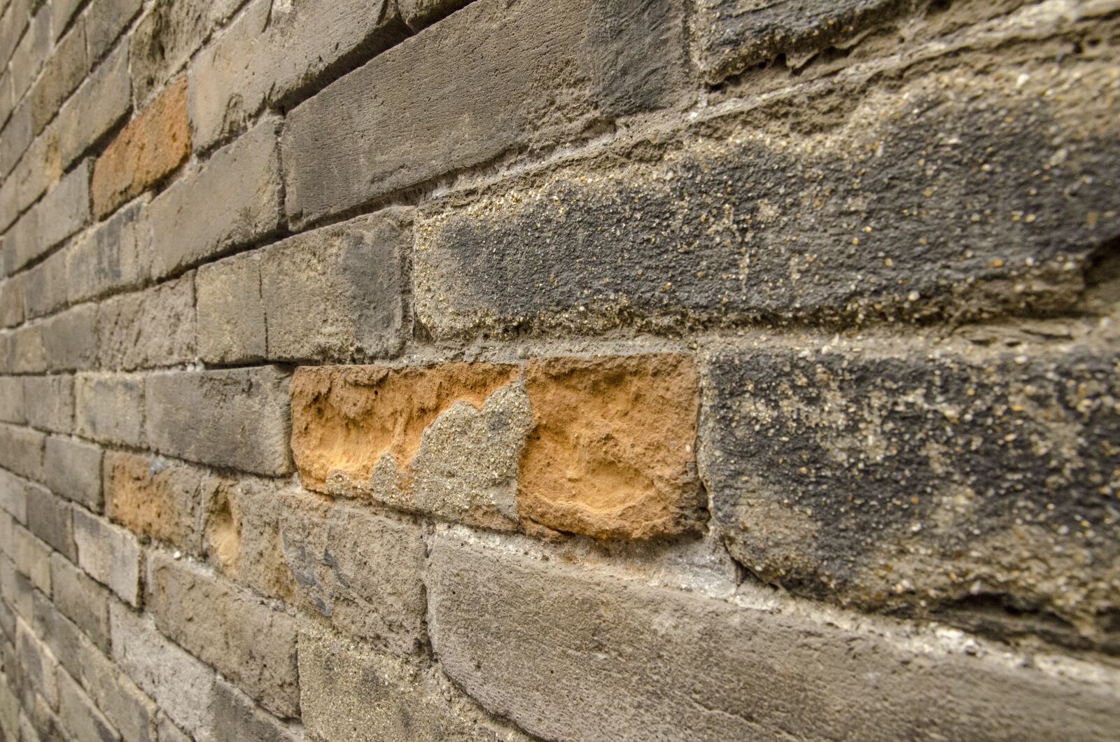 Nikon D7000 sample photo. Wall, brick, masonry photography