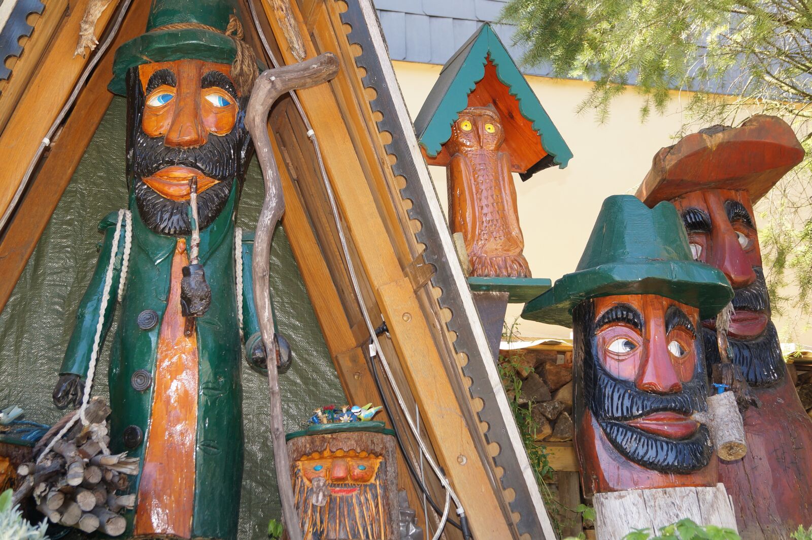 Sony SLT-A37 sample photo. Holzfigur, carve, figure photography