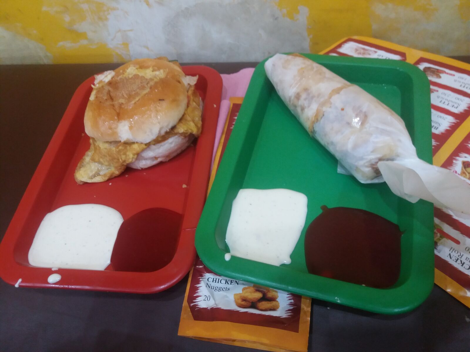 Samsung SM-J500H sample photo. Food, burger, shwarma photography