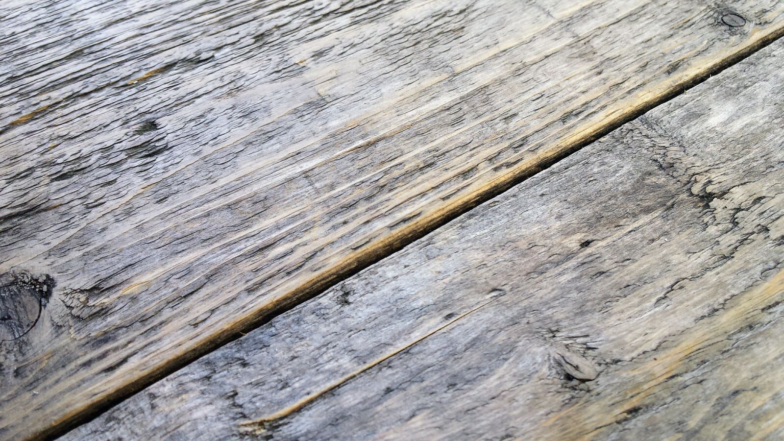 Samsung Galaxy S4 sample photo. Wood, floor, table photography