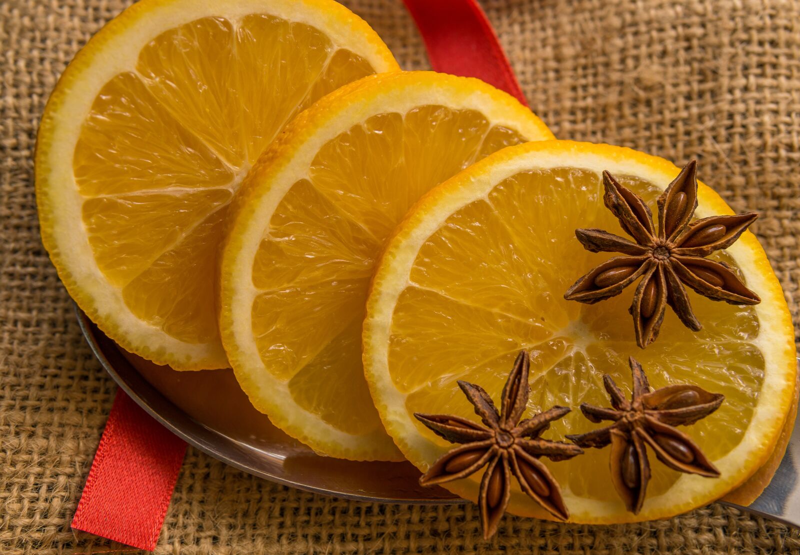 30mm F1.4 DC DN | Contemporary 016 sample photo. Christmas, star anise, loop photography