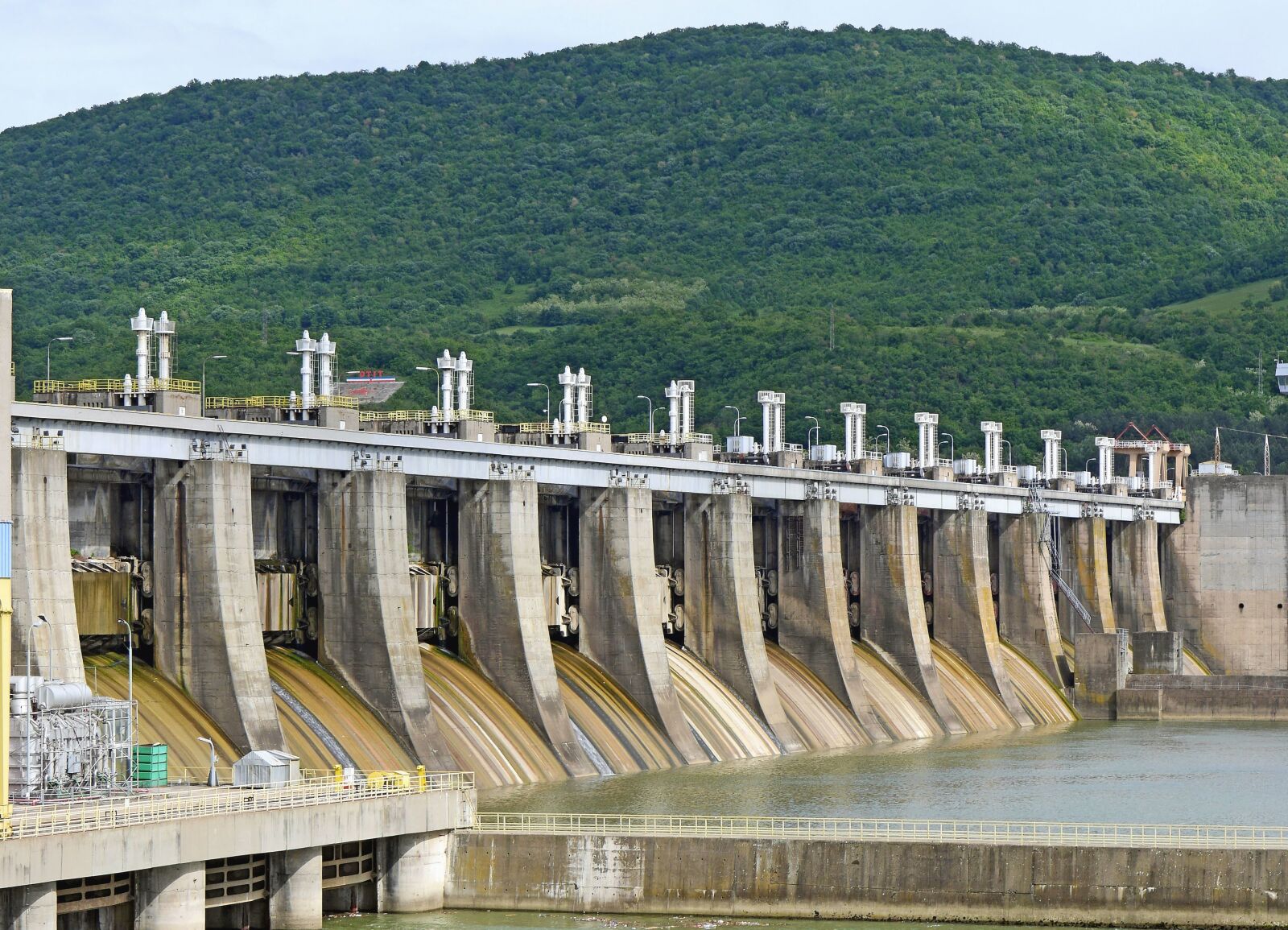 Panasonic Lumix DMC-GH3 sample photo. Barrier, dam, structure, water photography