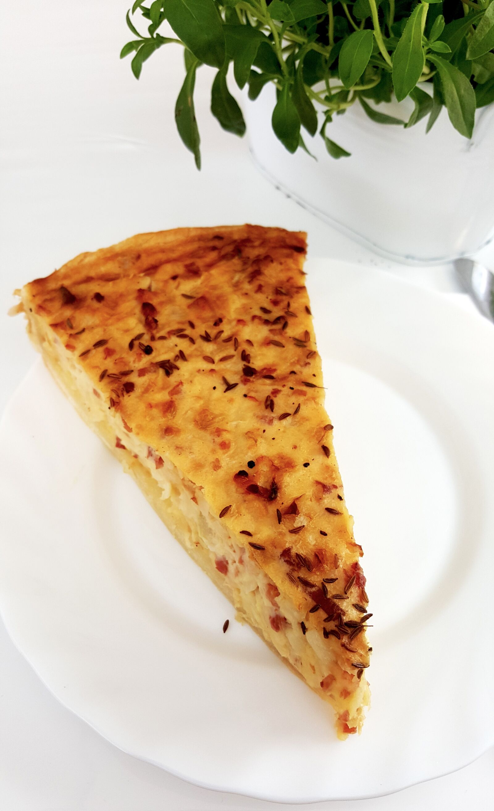 Samsung GALAXY S6 edge sample photo. Zwiebelkuchen, eat, plate photography