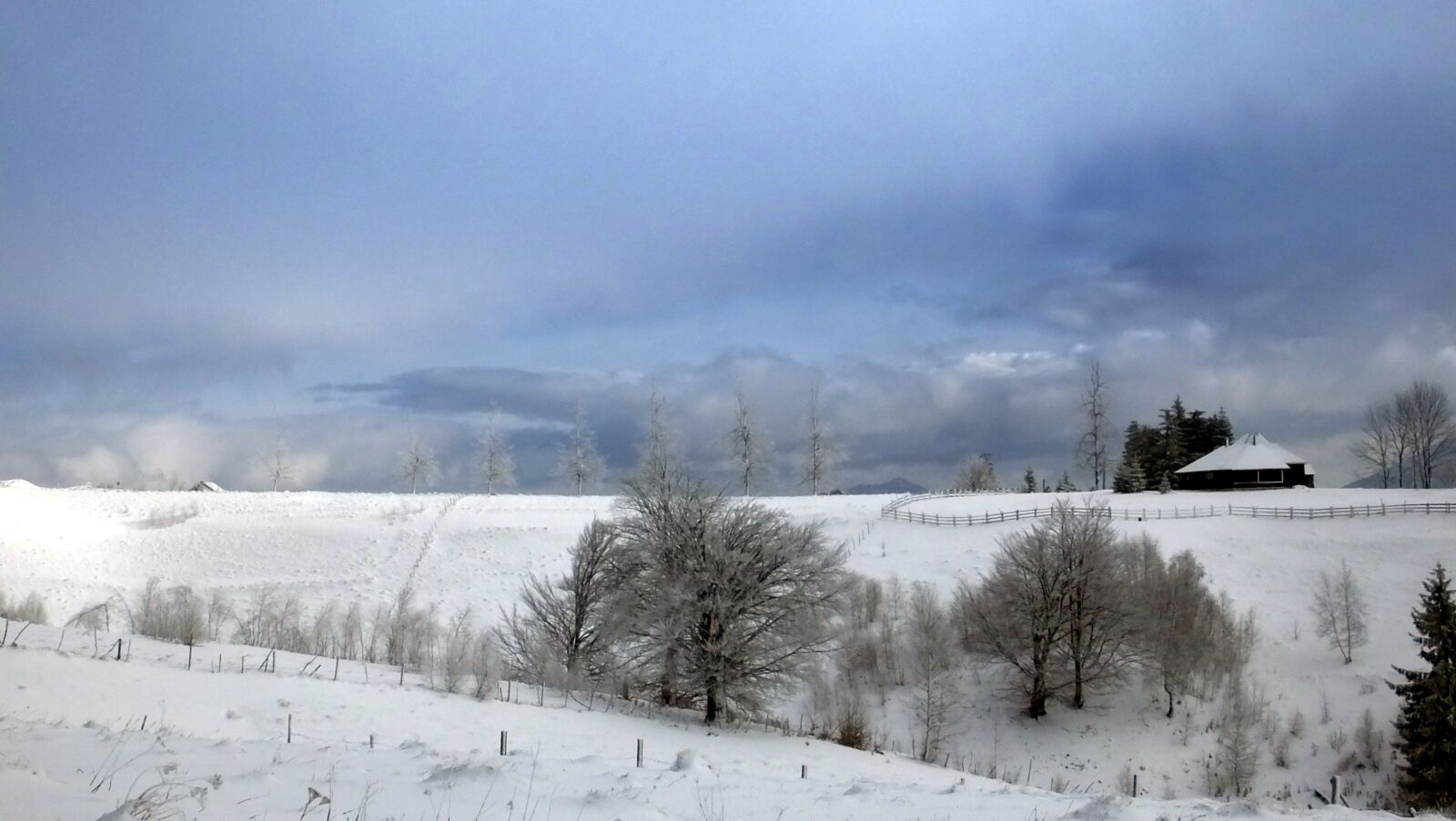 Fujifilm FinePix HS50 EXR sample photo. Winter, landscape, mountain photography