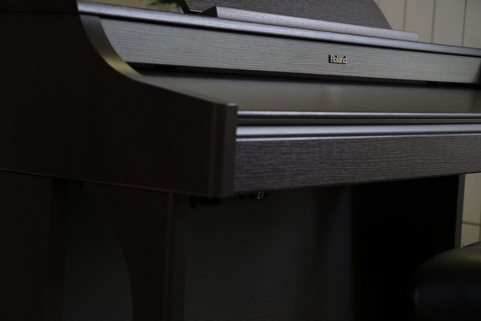 Fujifilm XF 18-55mm F2.8-4 R LM OIS sample photo. Piano, instrument, music photography