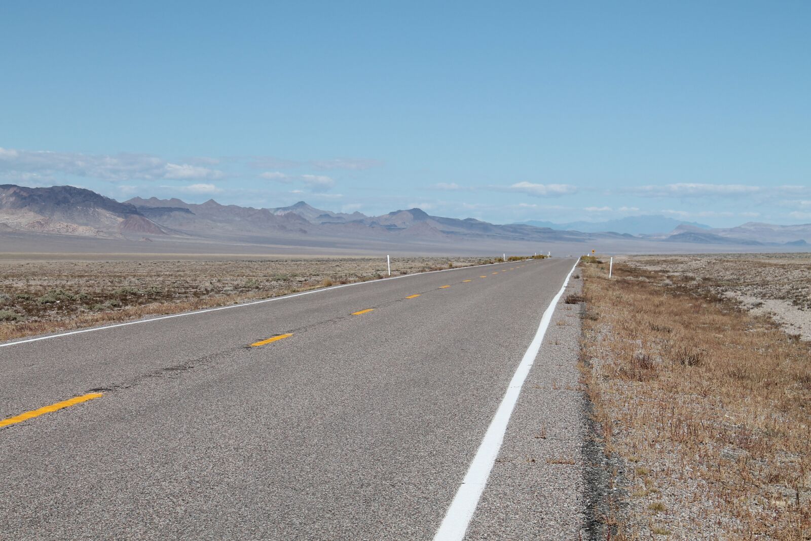 Canon EOS 1100D (EOS Rebel T3 / EOS Kiss X50) sample photo. Road, nevada, desert photography